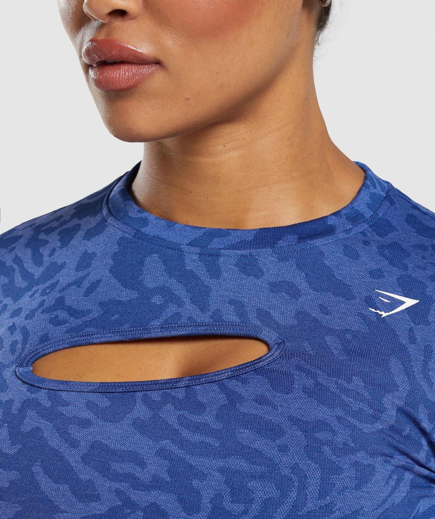 Gymshark Adapt Safari Seamless Long Sleeve Crop Top - Wave Blue/Iris Blue