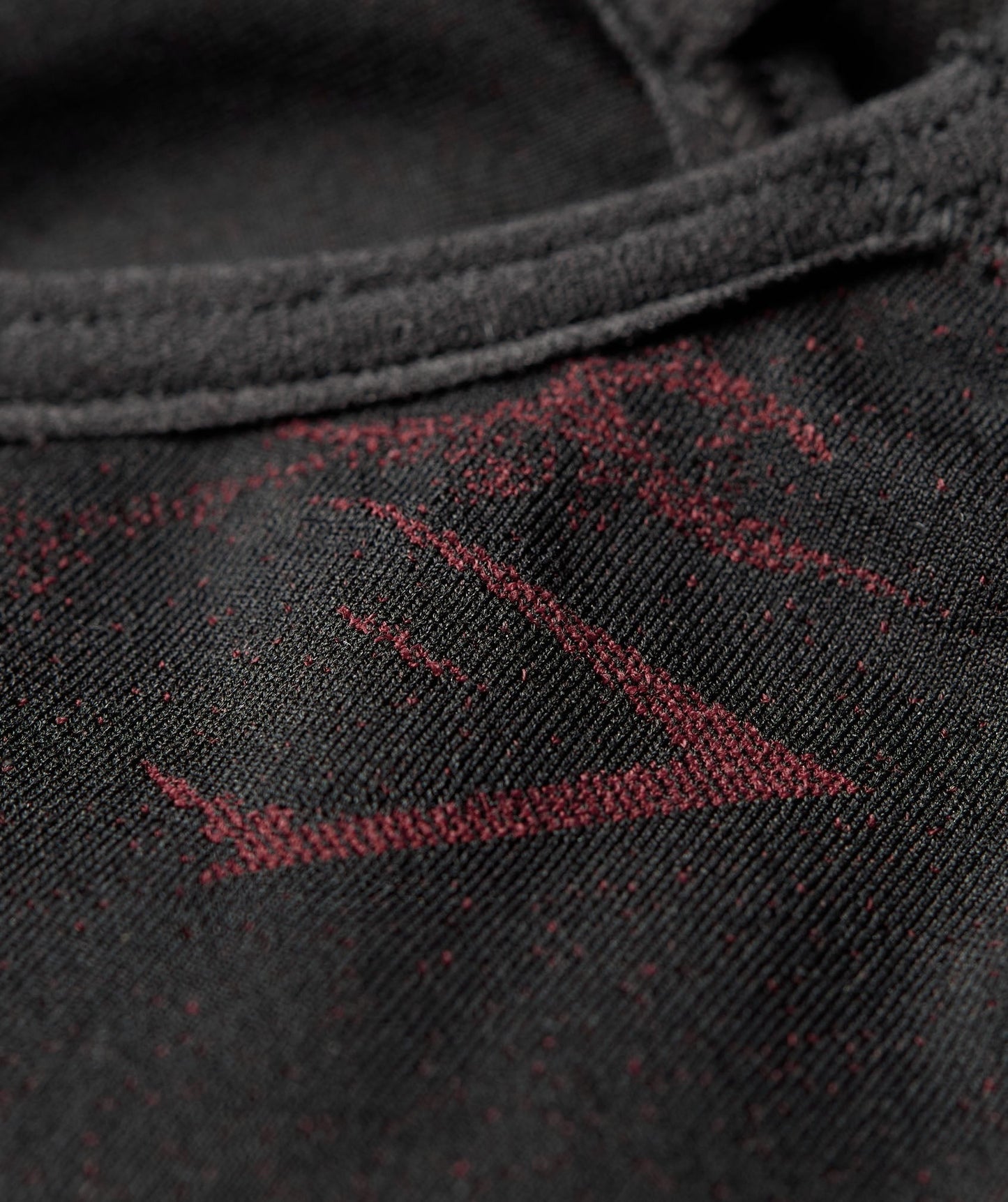 Gymshark Storm Seamless Sports Bra - Black/Rich Maroon