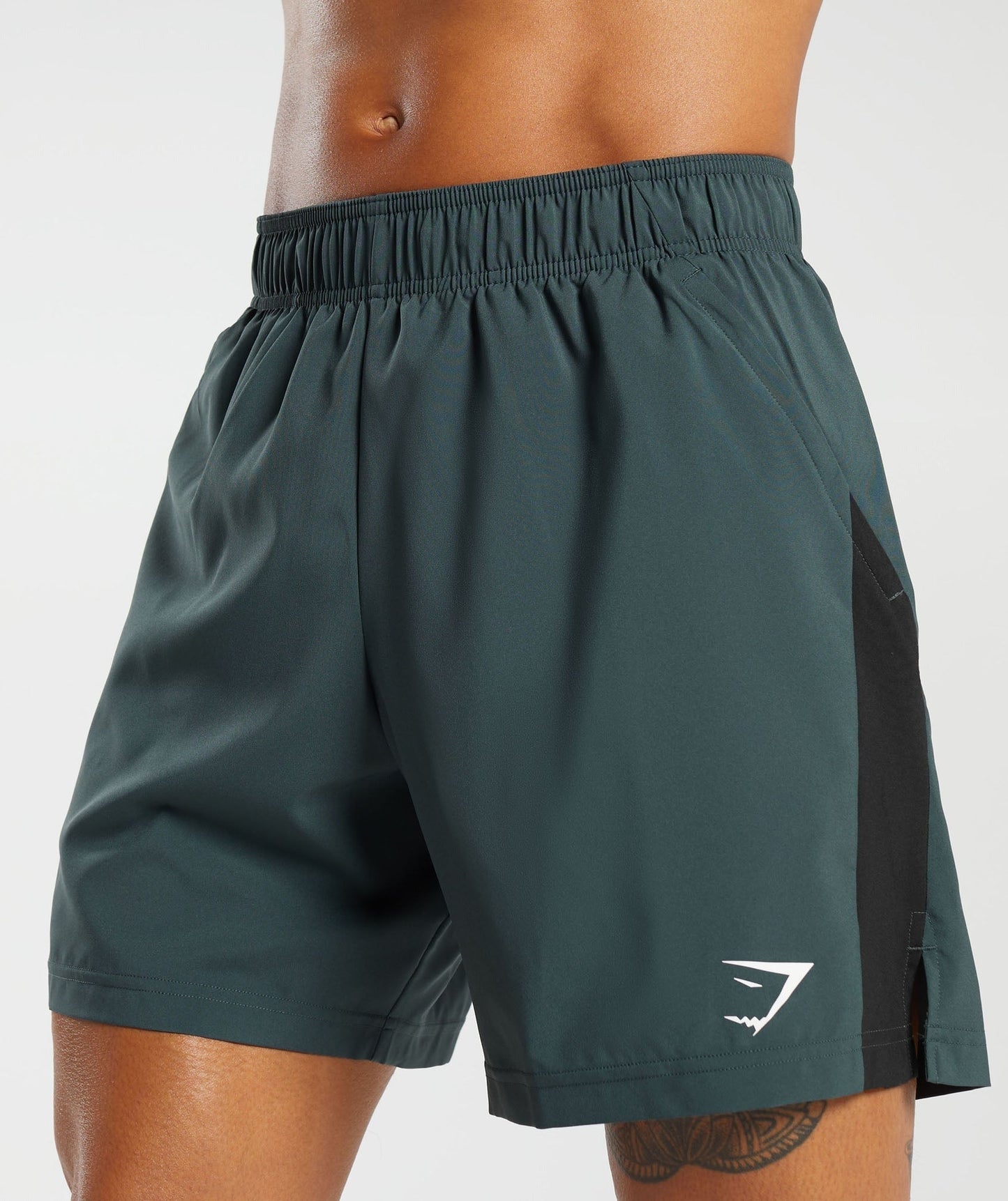 Gymshark Sport 7" Shorts - Fog Green/Black