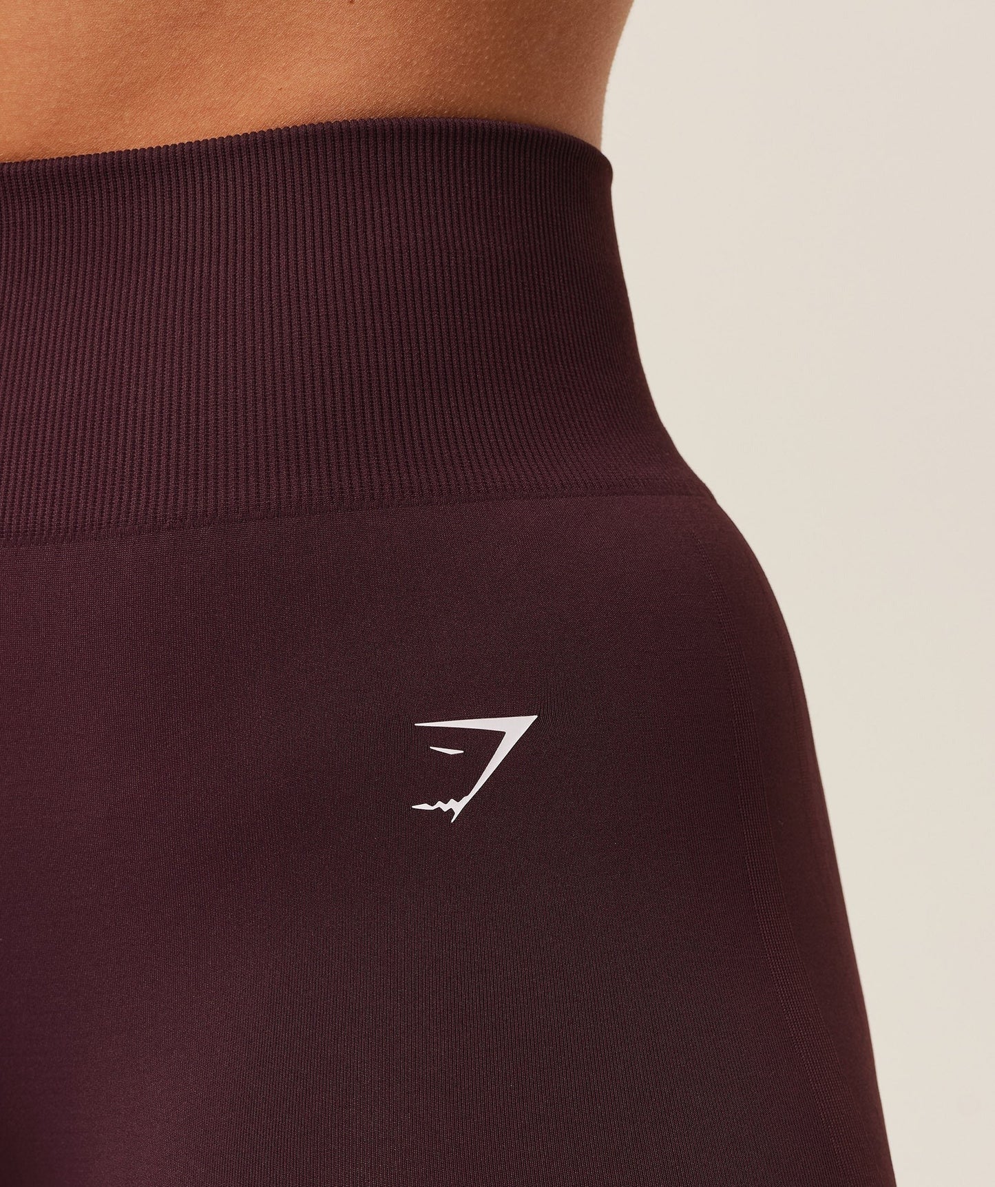 Gymshark Light Hold Flared Leggings - GS Cherry Purple