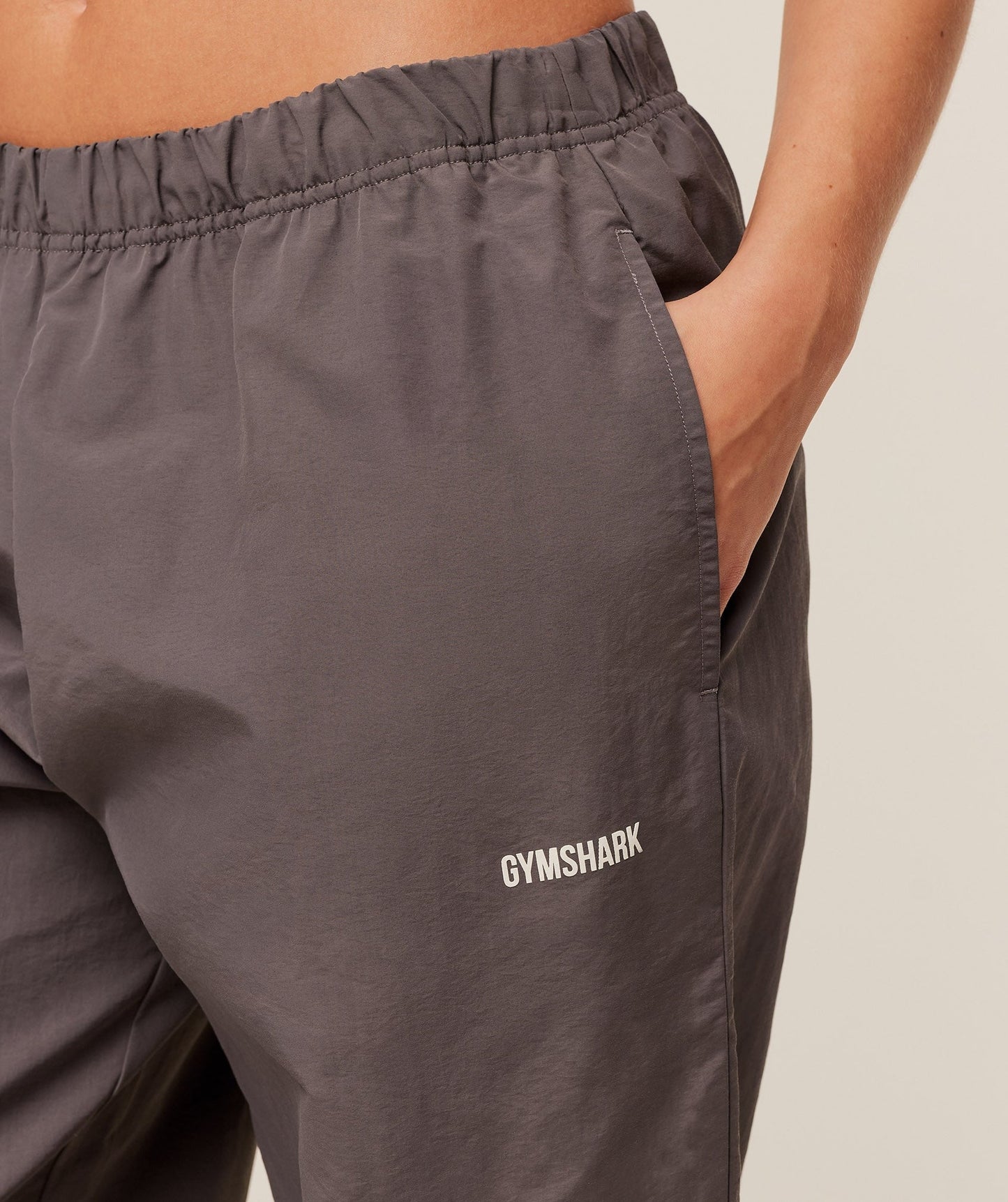 Gymshark Woven Track Pants - Cool Brown