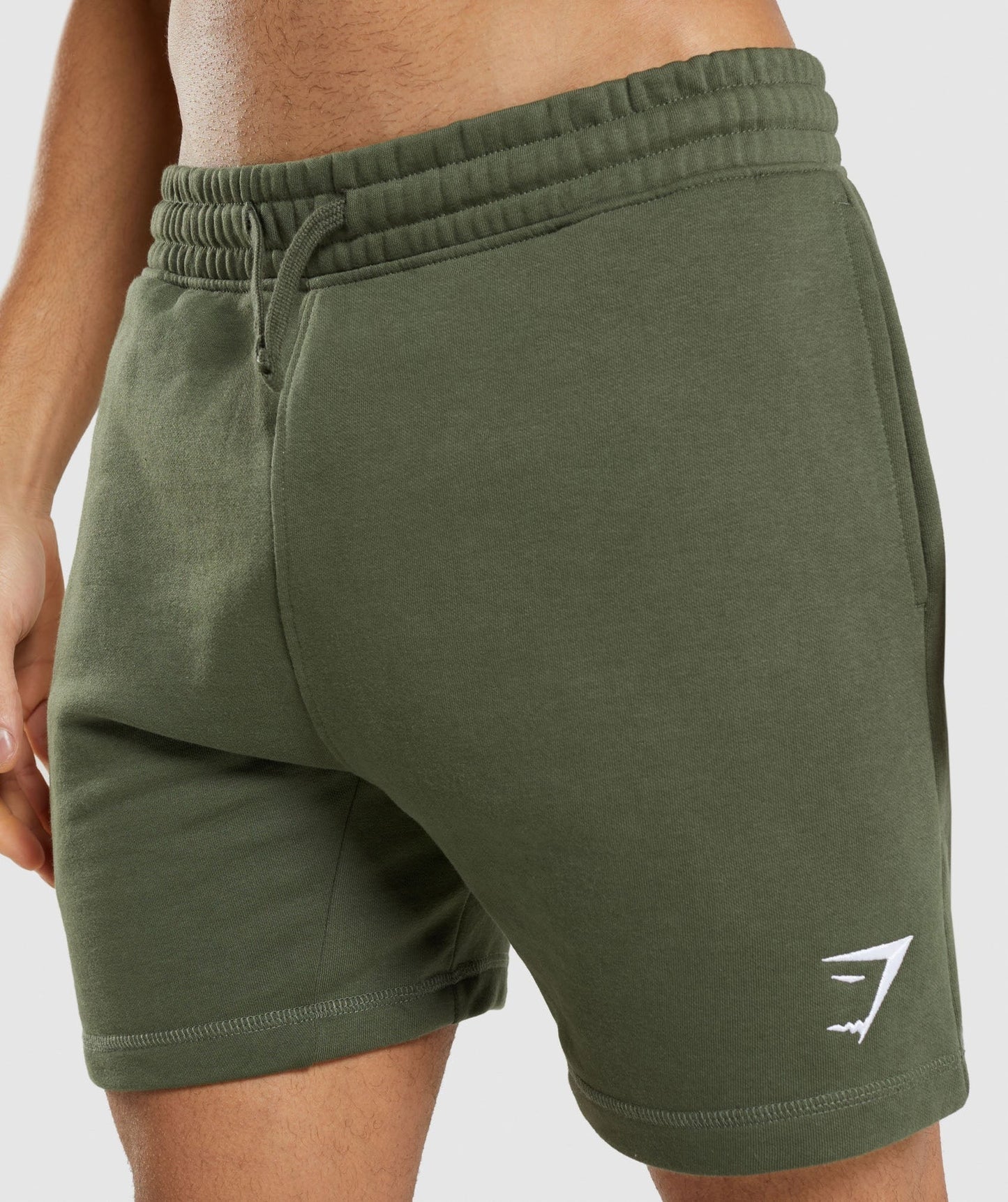Gymshark Crest 7" Shorts - Core Olive