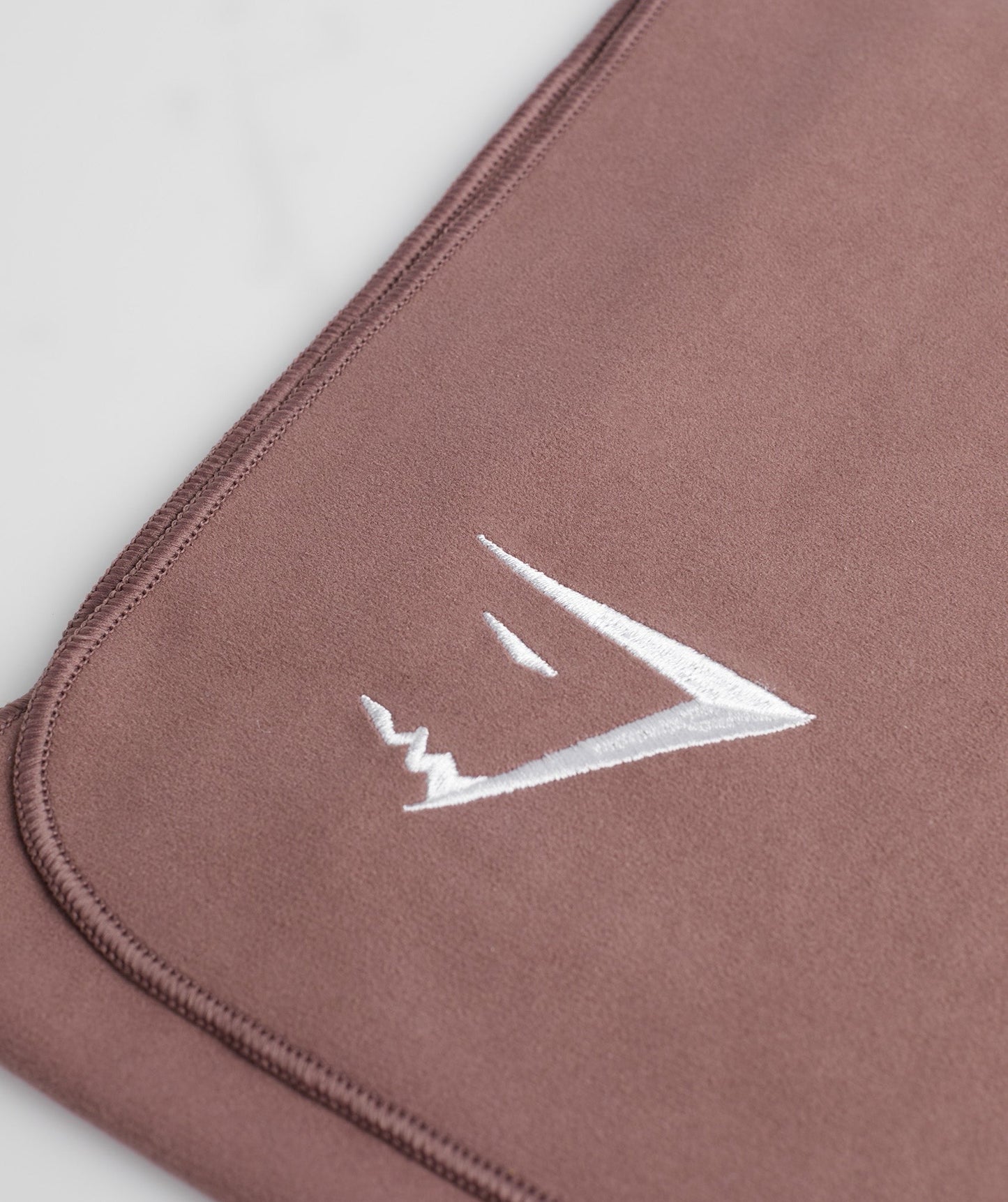 Gymshark Sweat Towel - Dusty Maroon