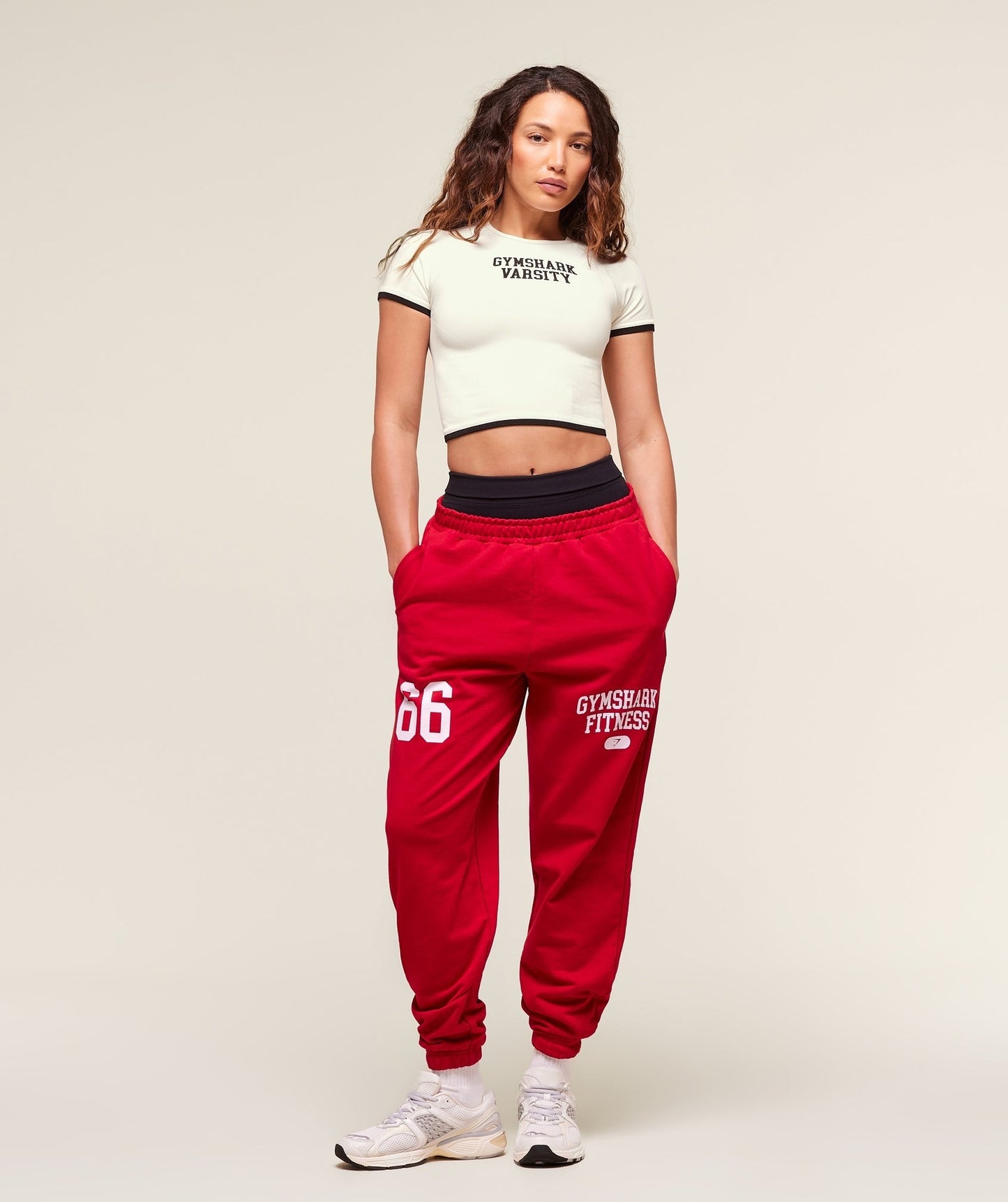 Gymshark Campus Graphic Oversized Jogger - Conditioning Red
