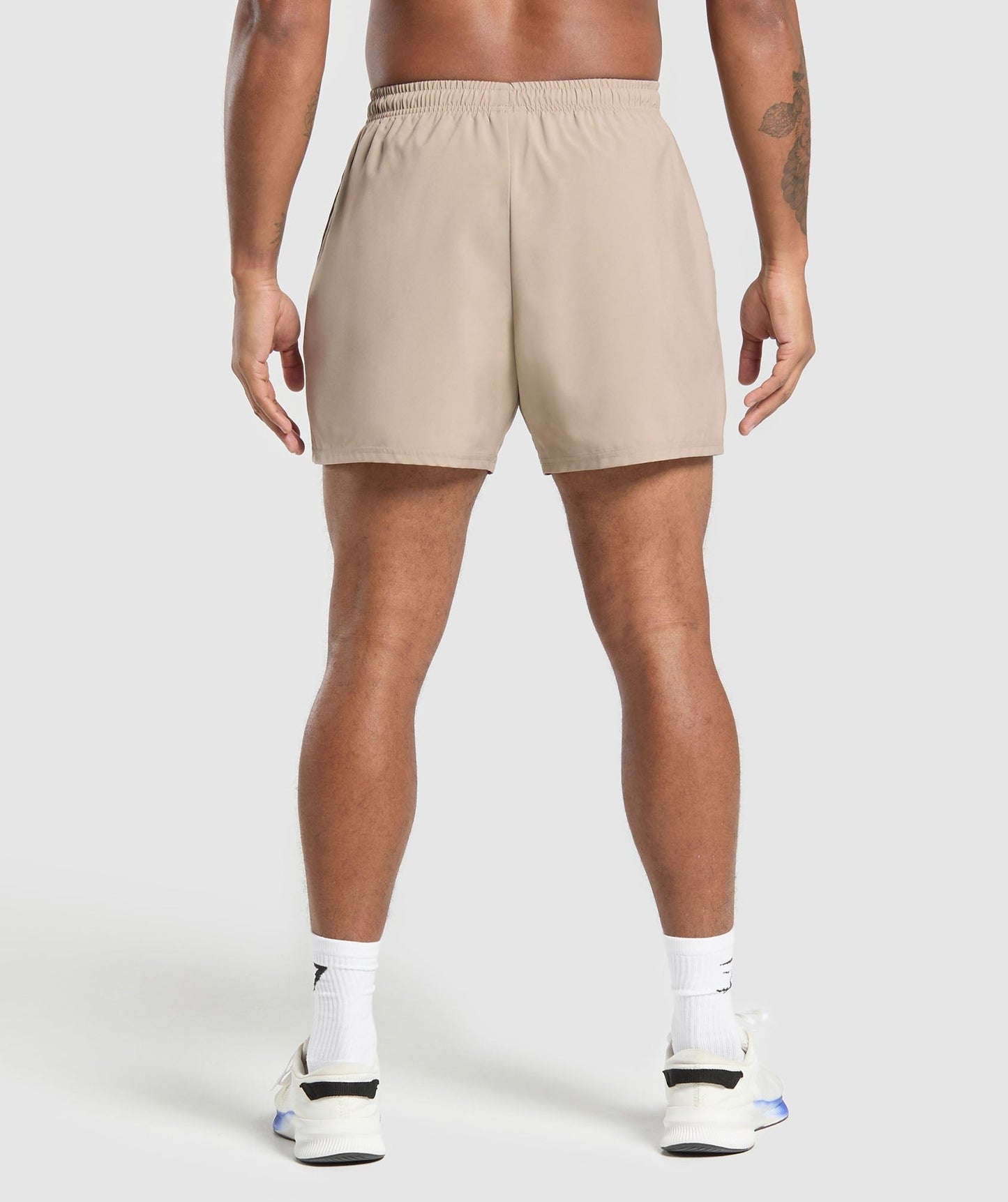 Gymshark Arrival 5" Shorts - Cement Brown
