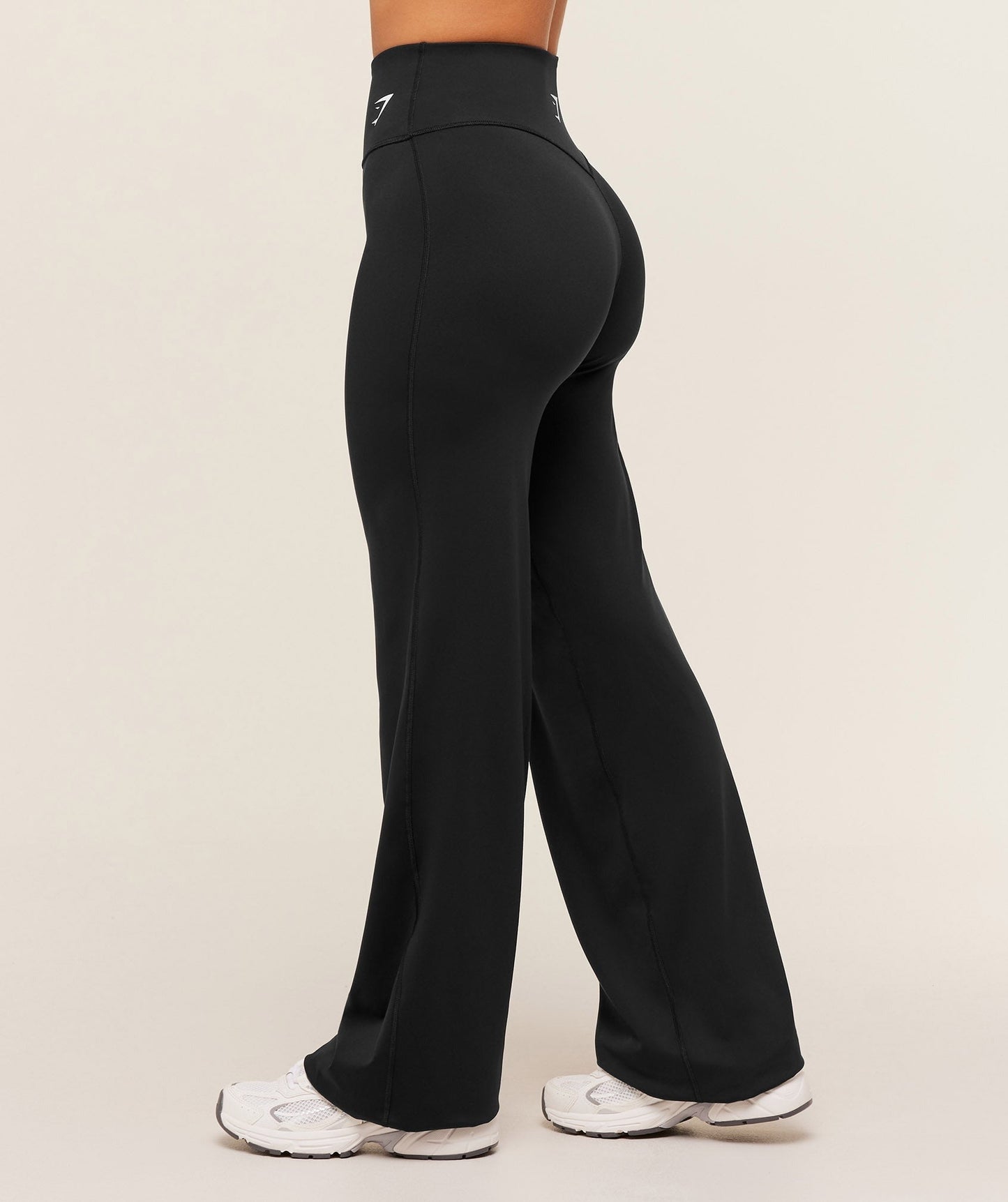 Gymshark Training Straight Leg Short Leggings - GS Black