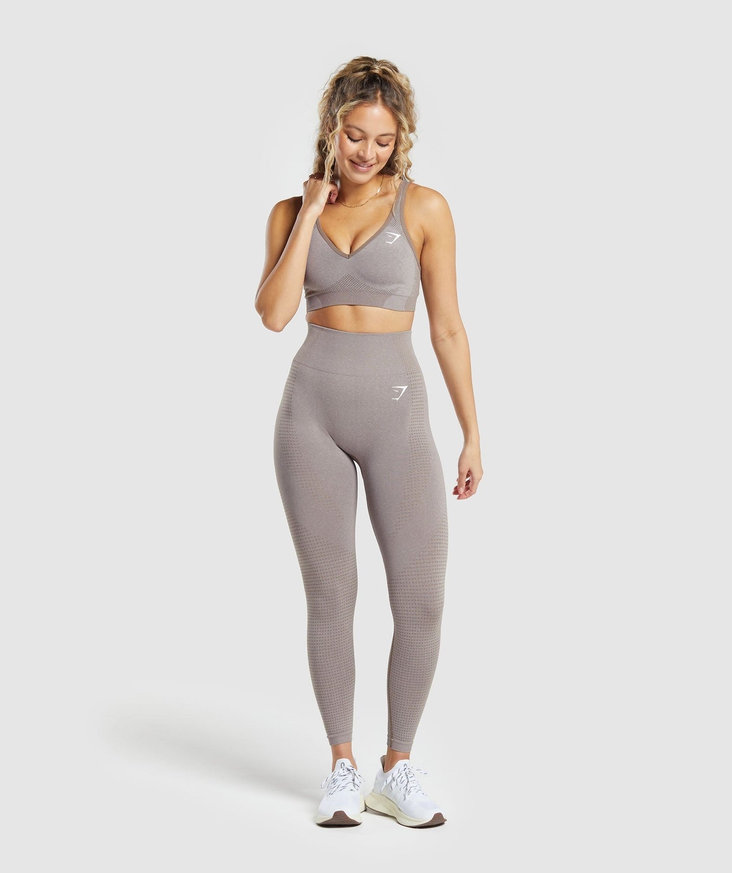 Gymshark Vital V Neck Sports Bra - Warm Taupe Marl