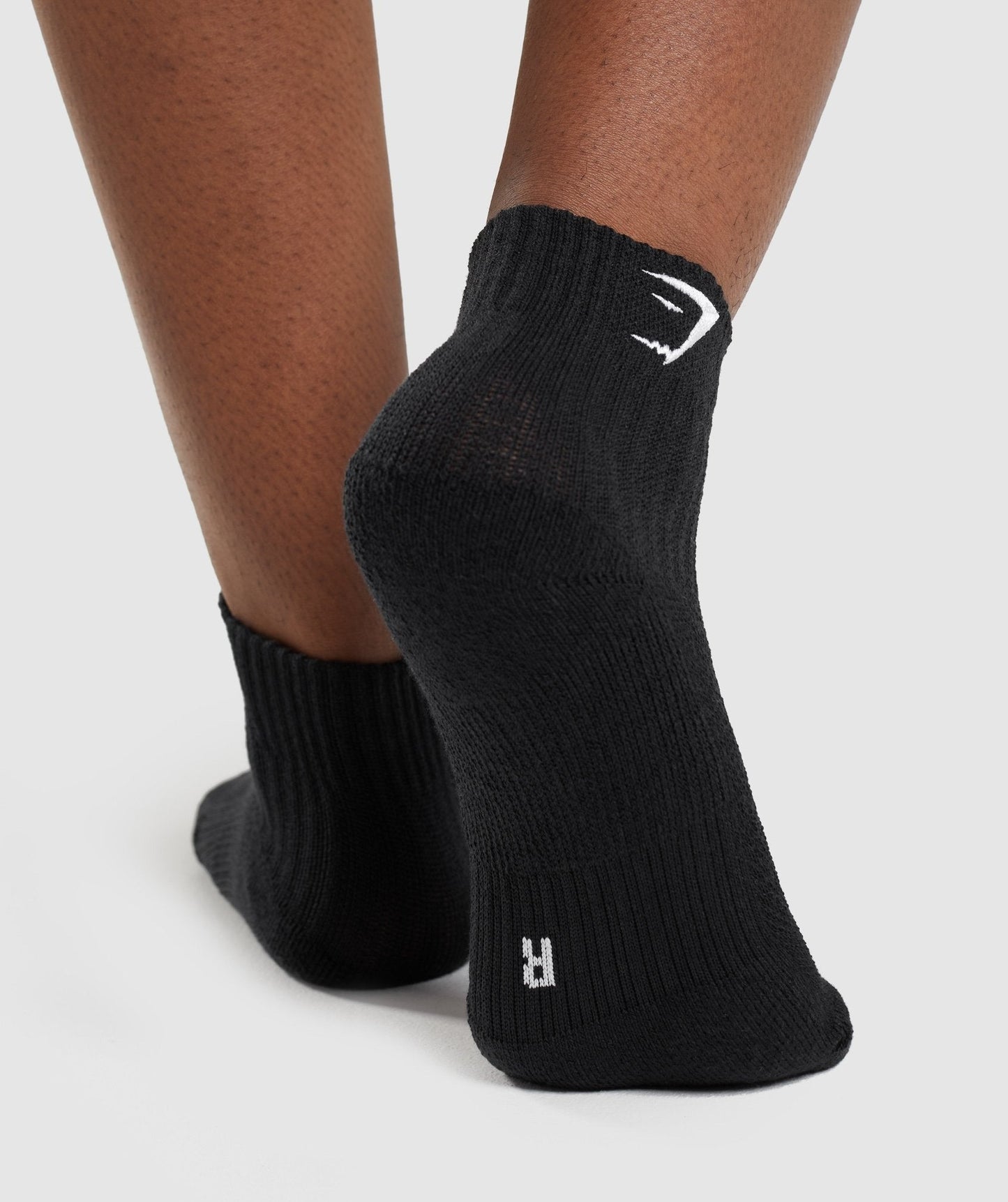 Gymshark Sharkhead Embroidered Quarter Socks 2pk - Black