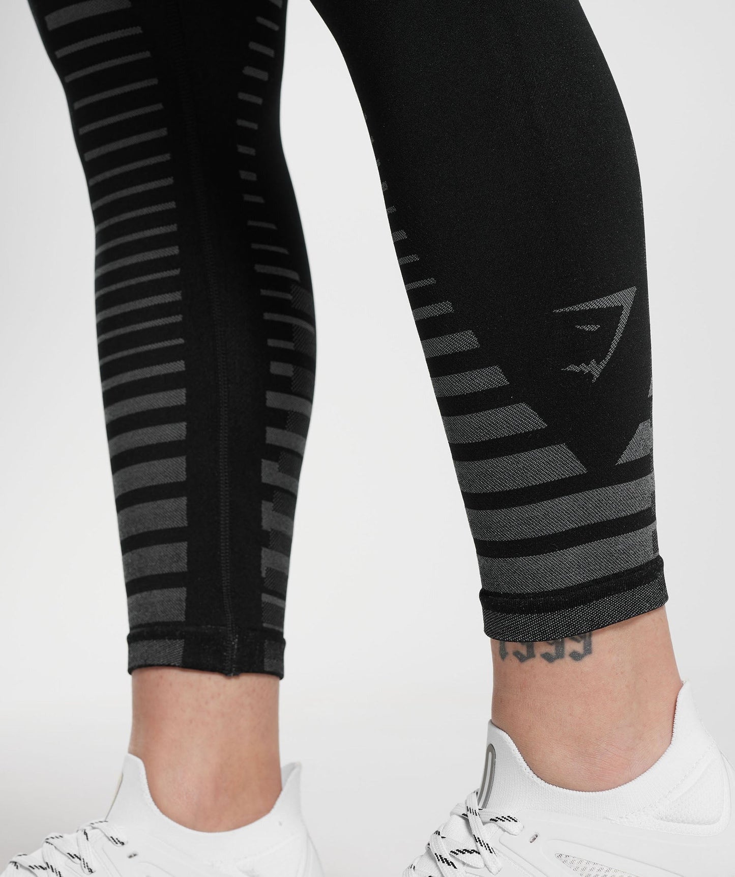 Gymshark Apex Limit Leggings - Black/Light Grey