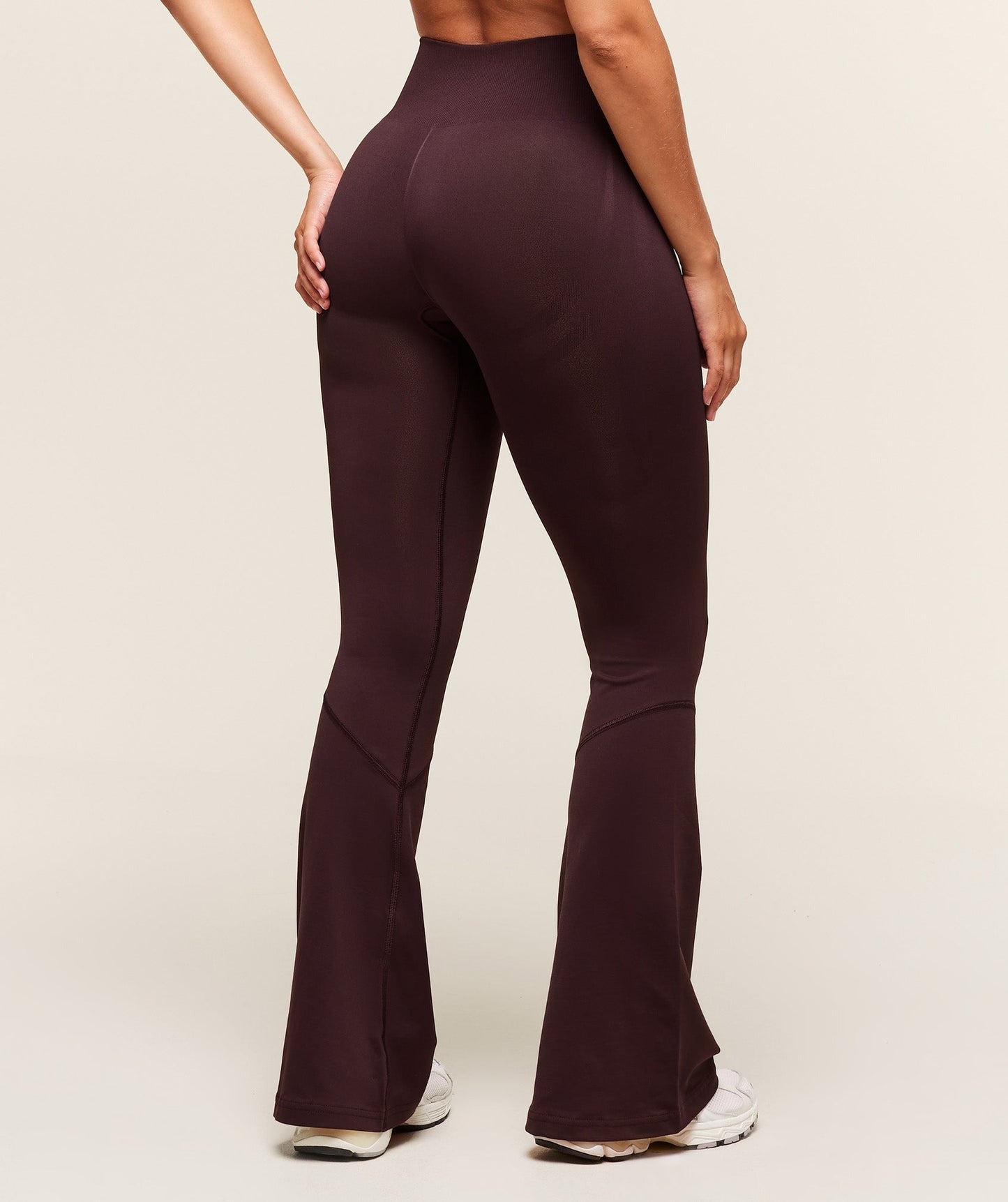 Gymshark Everyday Seamless Flared Leggings - Cherry Purple
