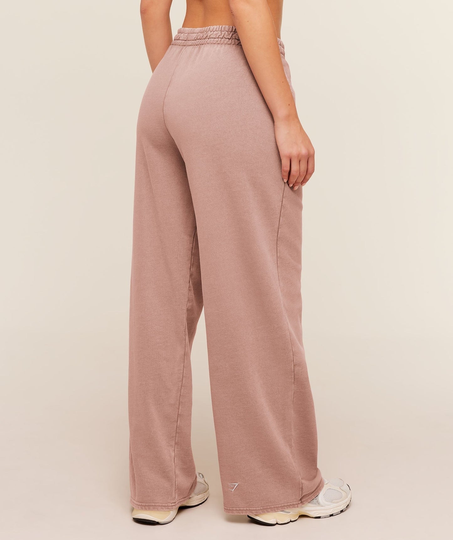 Gymshark Chainstitch Graphic Wide Leg Joggers - Chestnut Pink/Wash