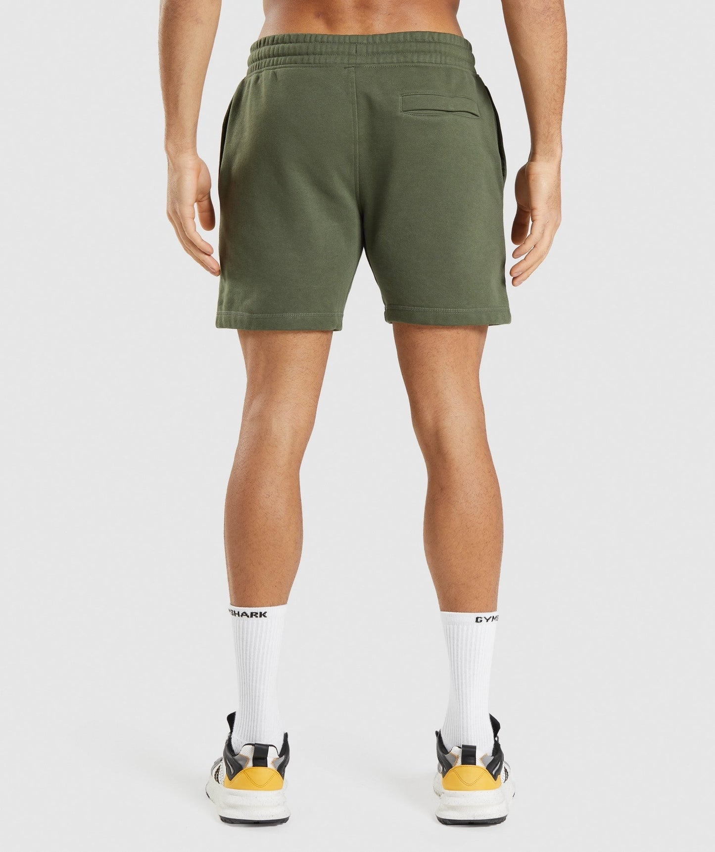 Gymshark Crest 7" Shorts - Core Olive