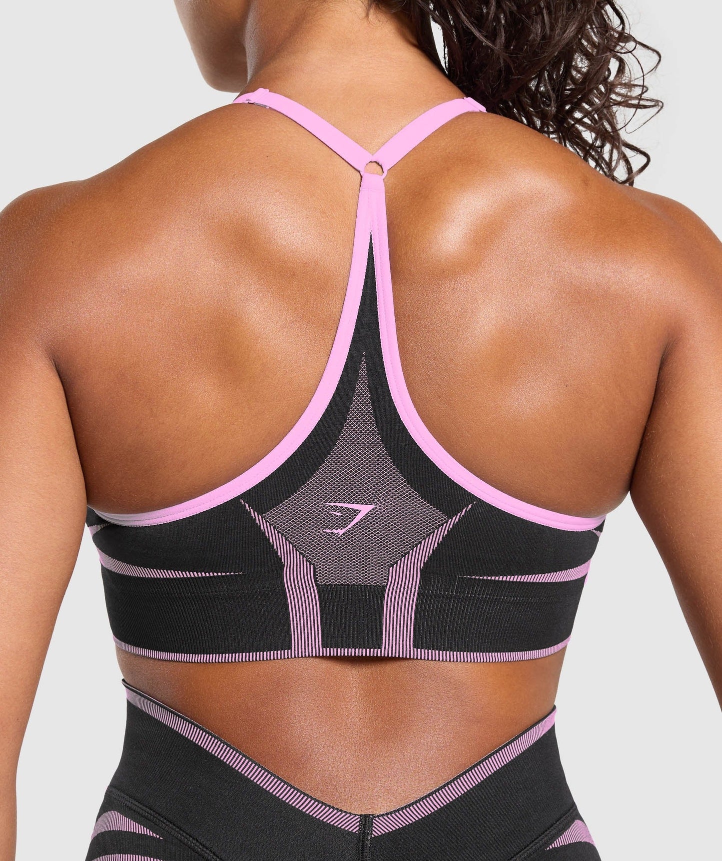 Gymshark Apex Lift Seamless Sports Bra - Darkest Purple/Sour Pink