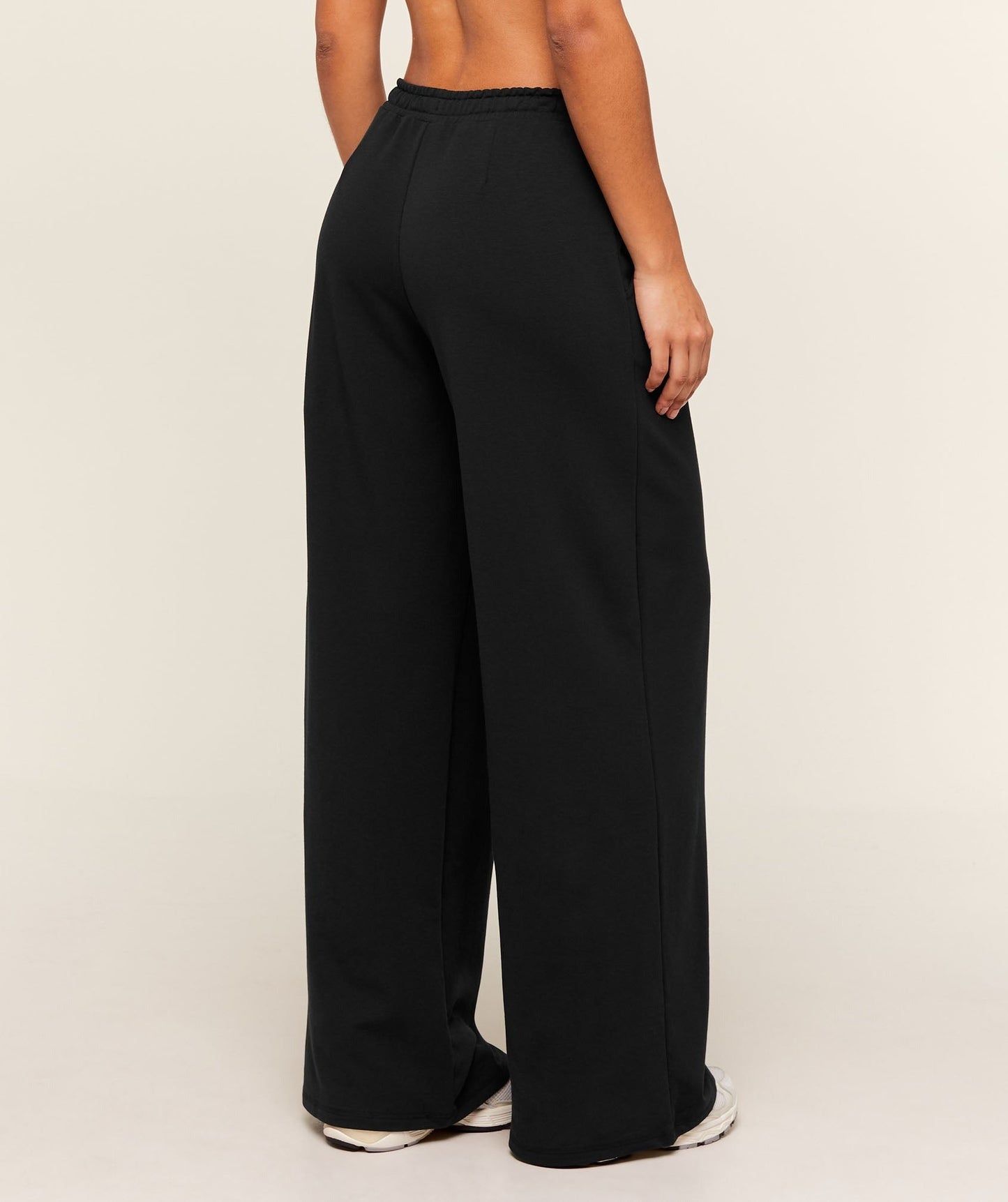 Gymshark Lightweight Wide Leg Pant Tall - Black