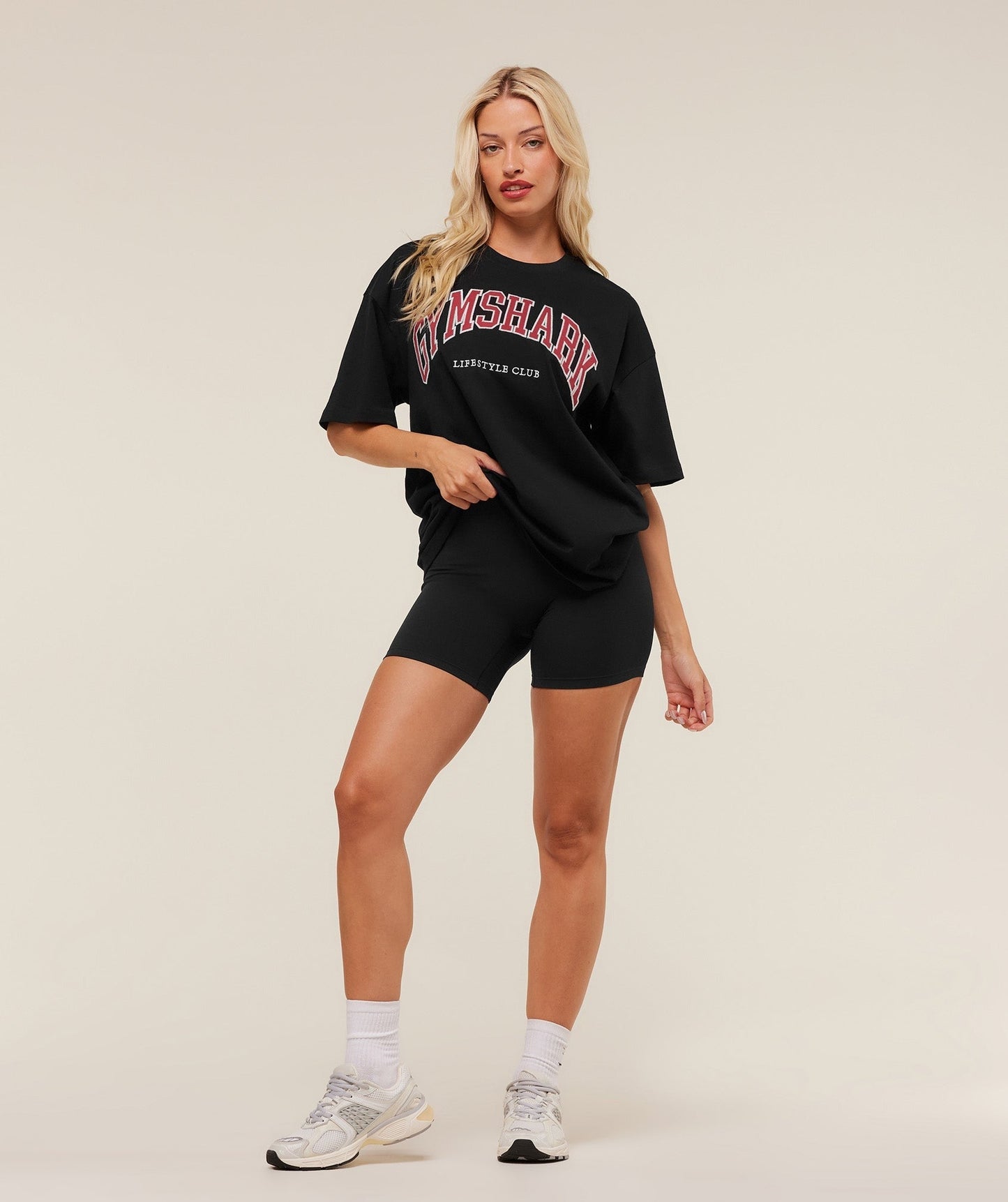Gymshark Collegiate Graphic T-Shirt - Black