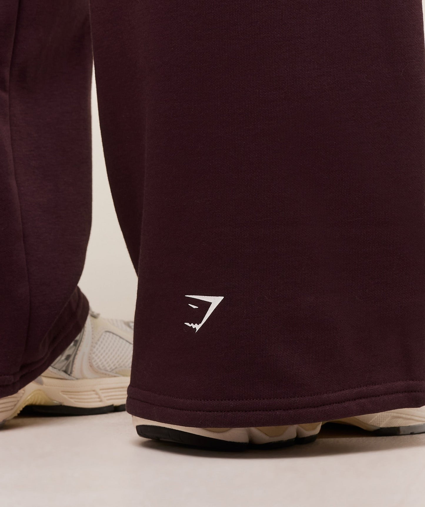 Gymshark Strength Department Wide Leg Joggers - Cherry Purple