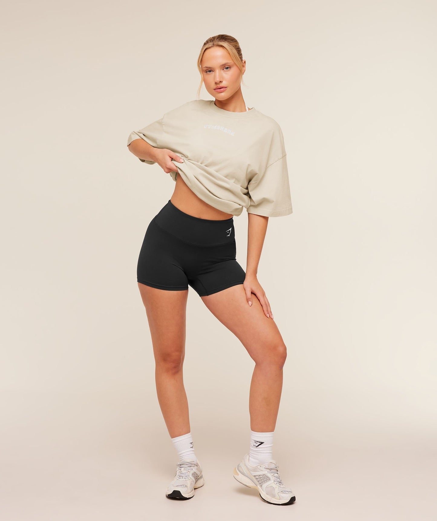 Gymshark Chainstitch Graphic Short Sleeve T-Shirt - Pebble Grey/Wash