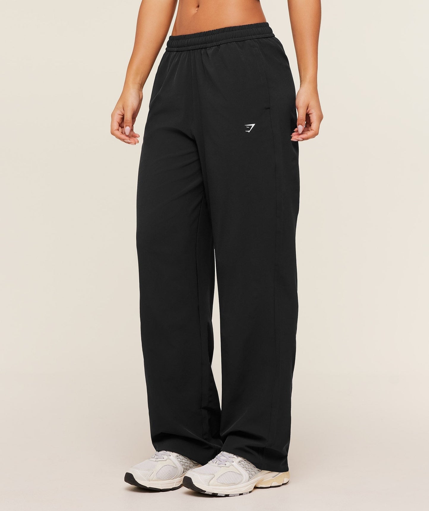 Gymshark Training Everyday Woven Straight Leg Tall Pants - GS Black