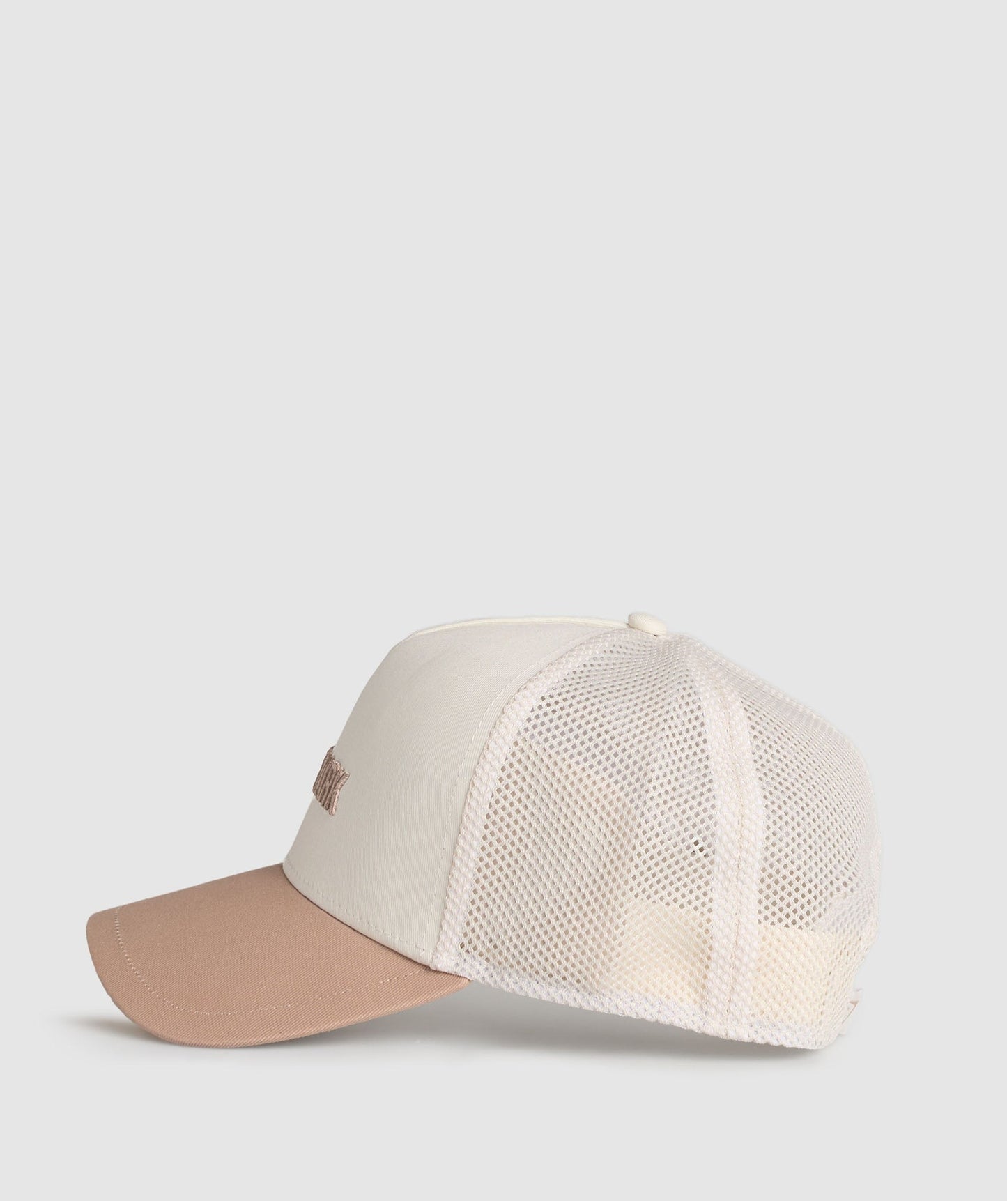 Gymshark Wordmark Trucker Cap - Oat White/Deep Fawn Brown
