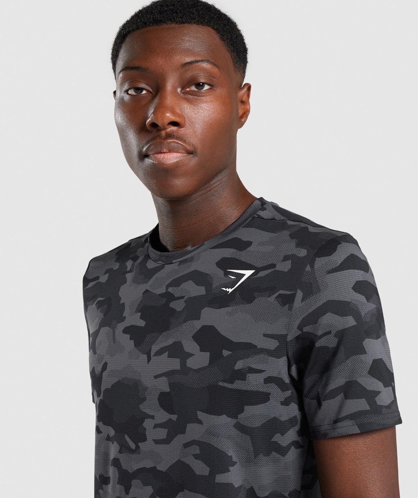 Gymshark Arrival T-Shirt - Black/Grey Camo