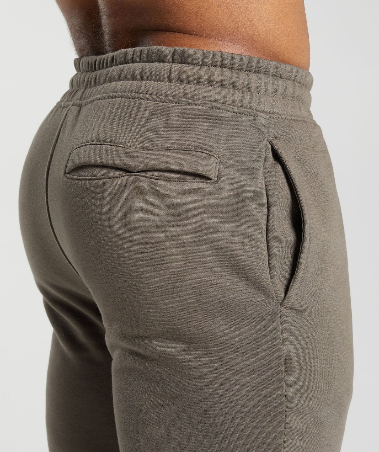 Gymshark Crest Joggers - Camo Brown