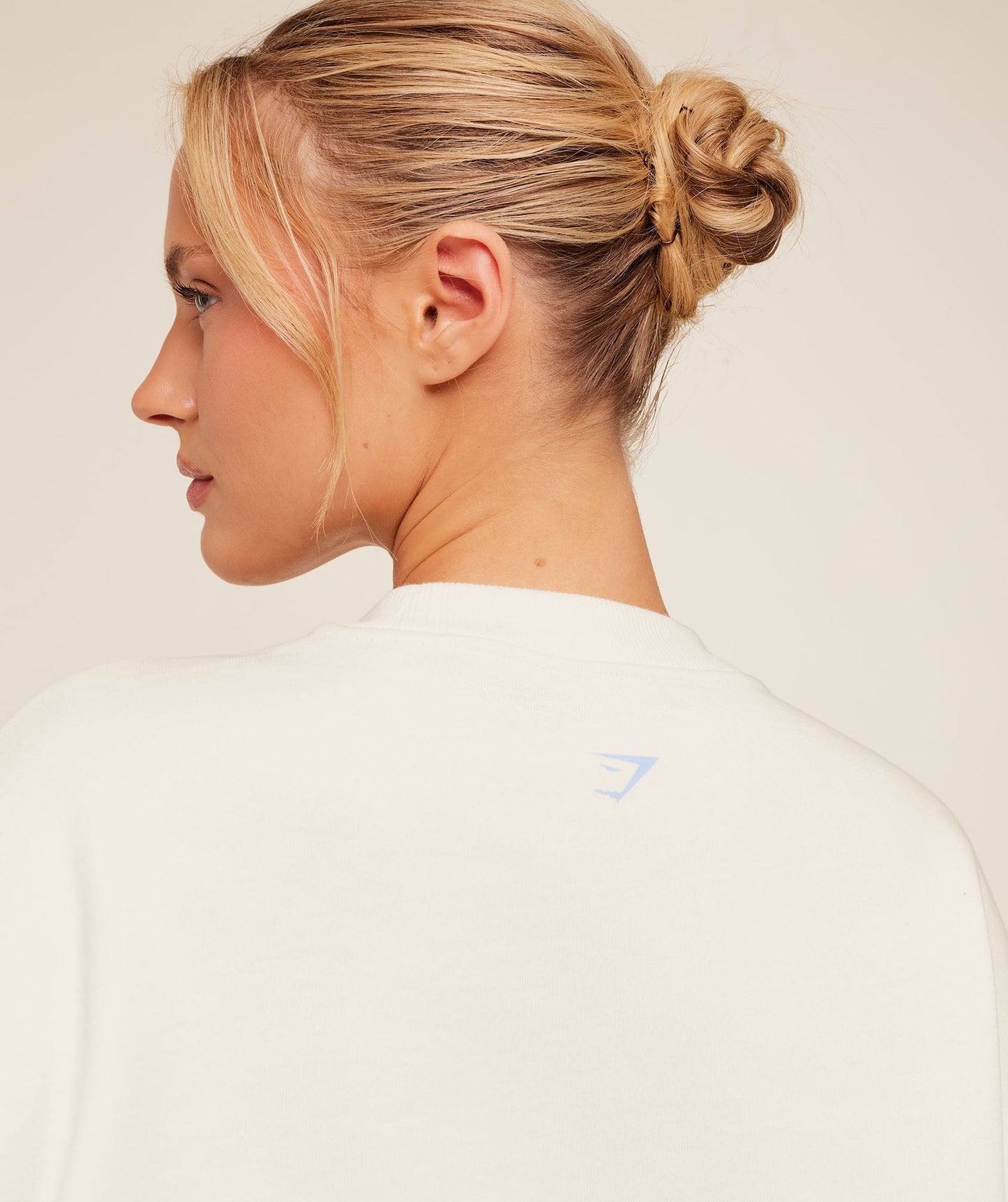 Gymshark Lifestyle Club Graphic Sweatshirt - Soft White