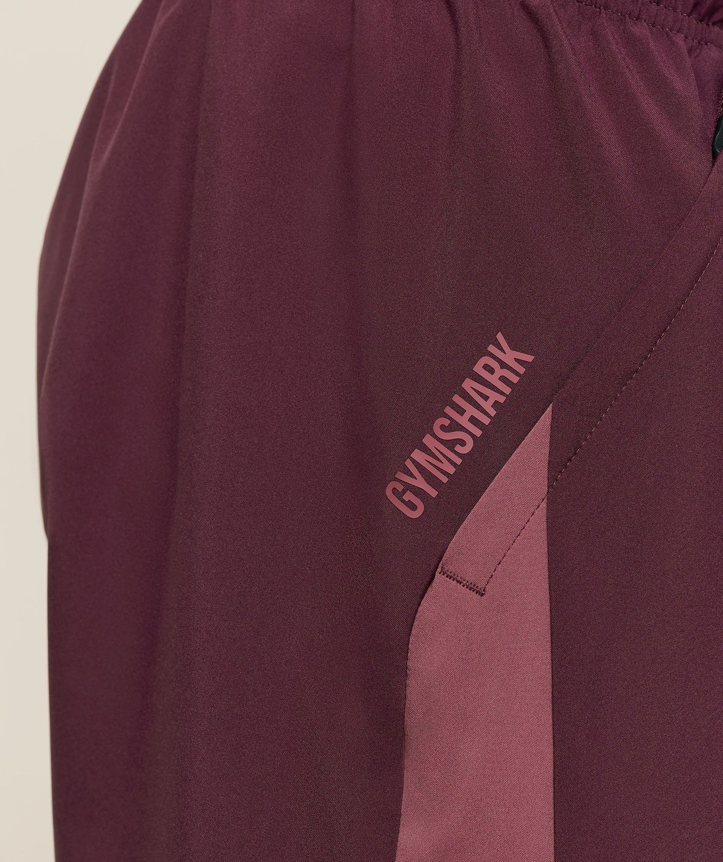 Gymshark Sport 7" Shorts - Impact Burgundy/Reset Pink