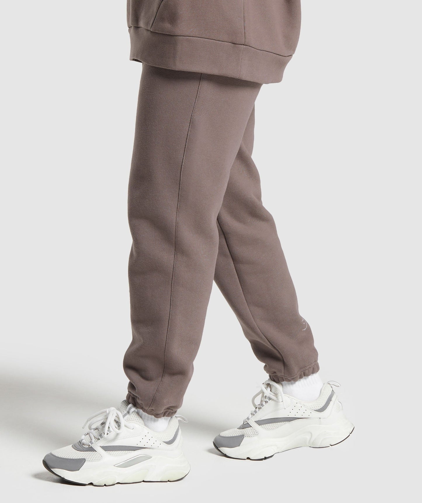 Gymshark GS X Leana Deeb Oversized Joggers - Dusty Brown