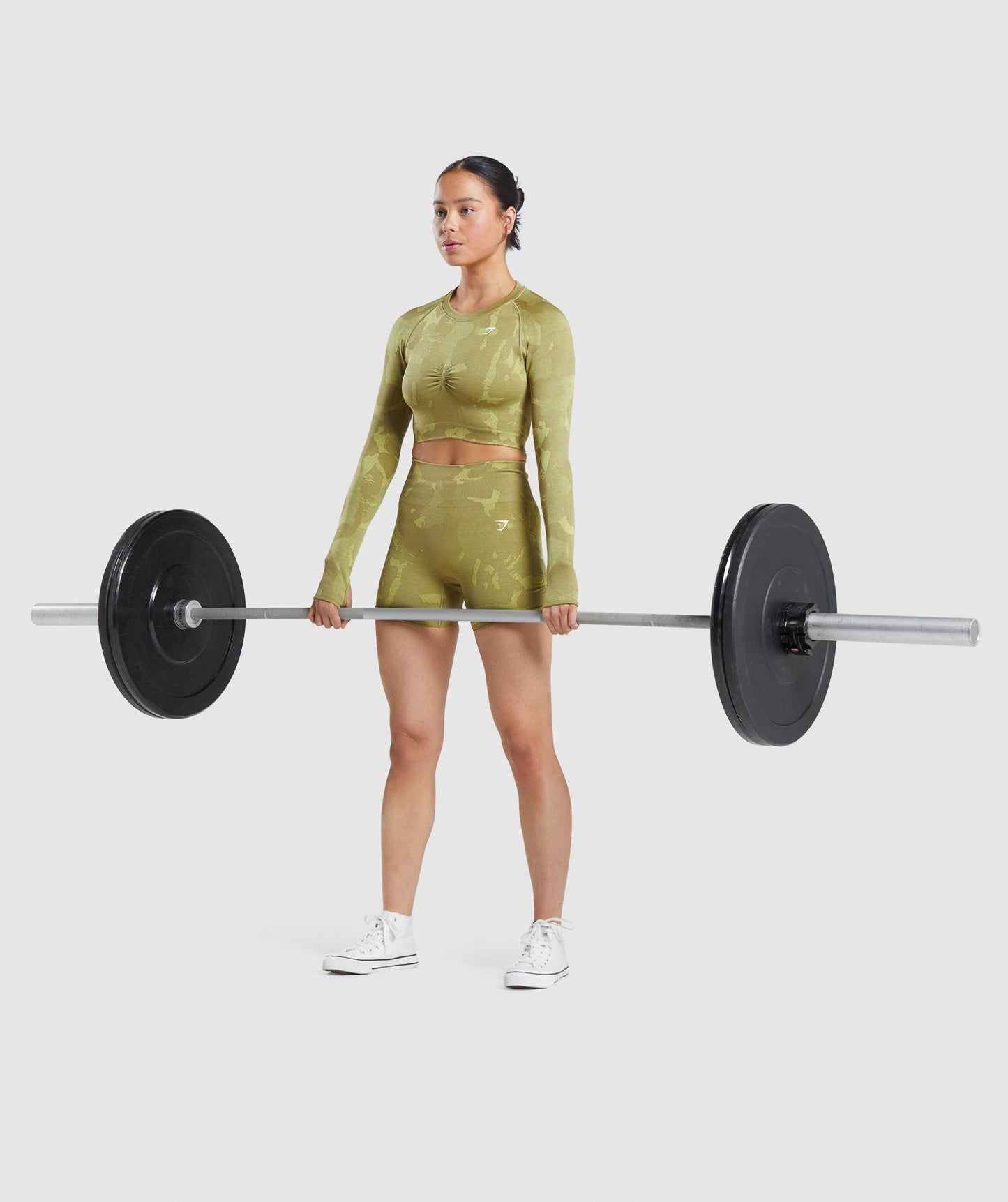 Gymshark Adapt Camo Seamless Long Sleeve Crop Top - Savanna | Griffin Green