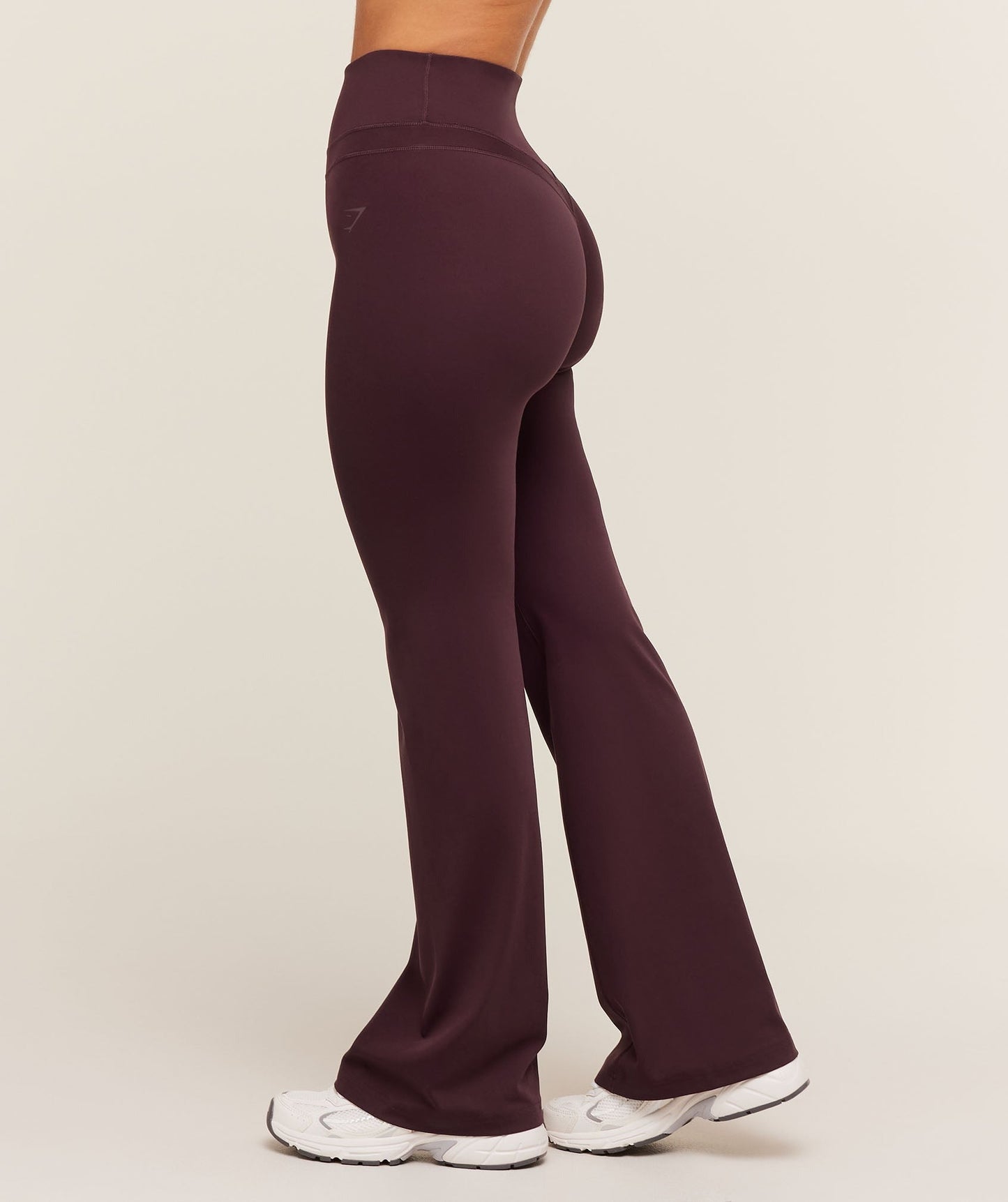 Gymshark Whitney Short Flared Legging - Cherry Purple