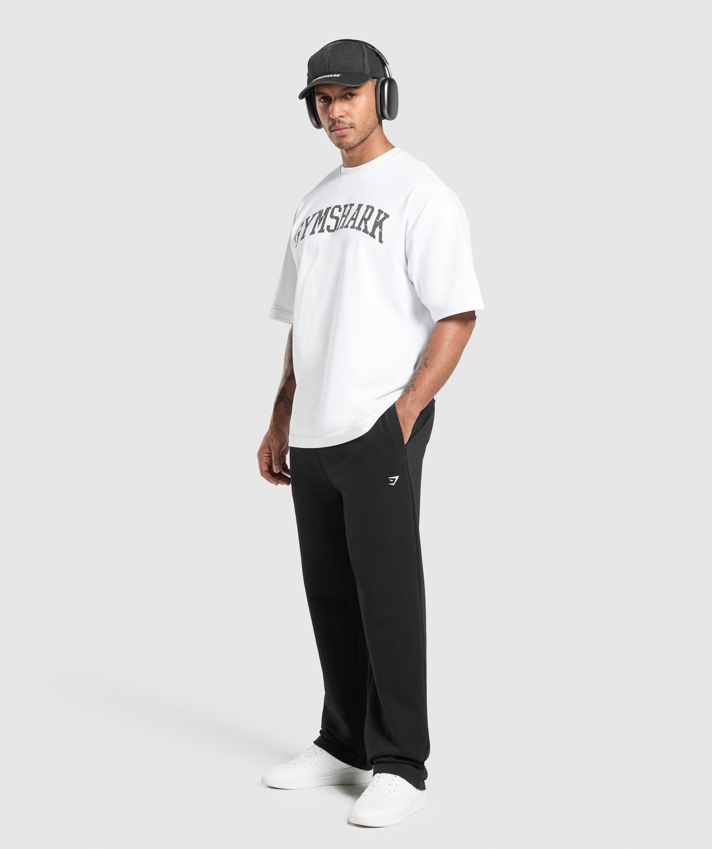 Gymshark Rest Day Essentials Straight Leg Joggers - Black