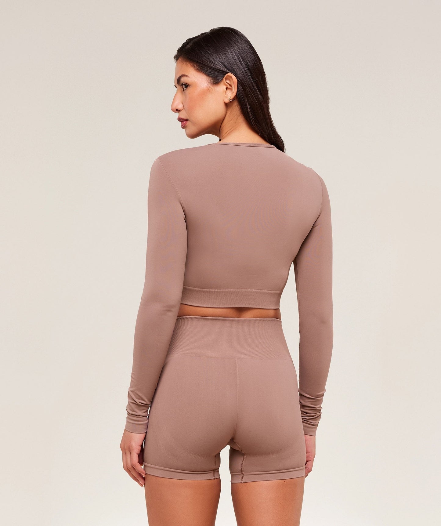Gymshark Everyday Seamless Long Sleeve Crop Top - Chestnut Pink