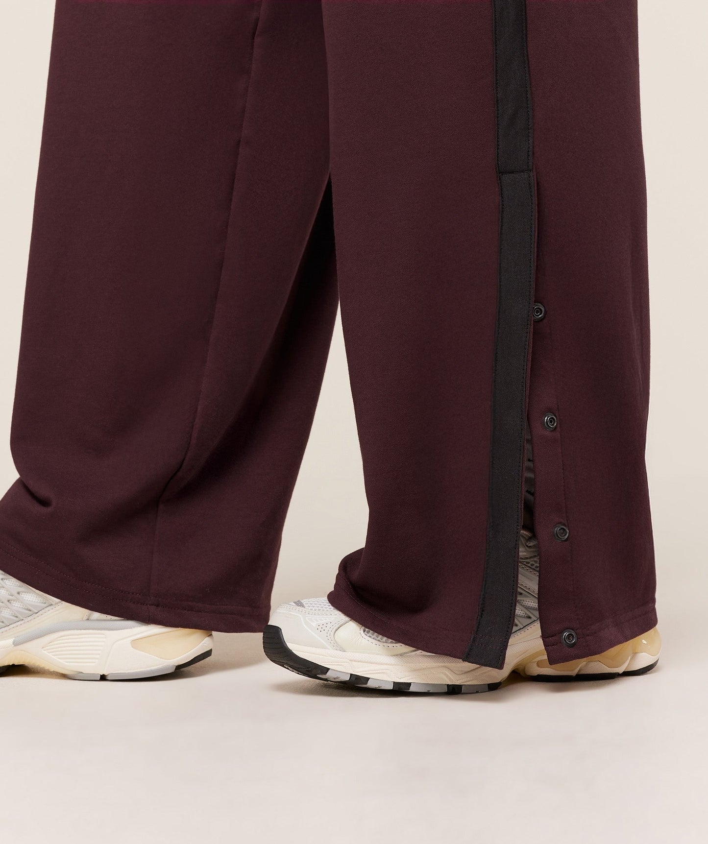 Gymshark Retro Stripe Snap Pants - Cherry Purple/Black