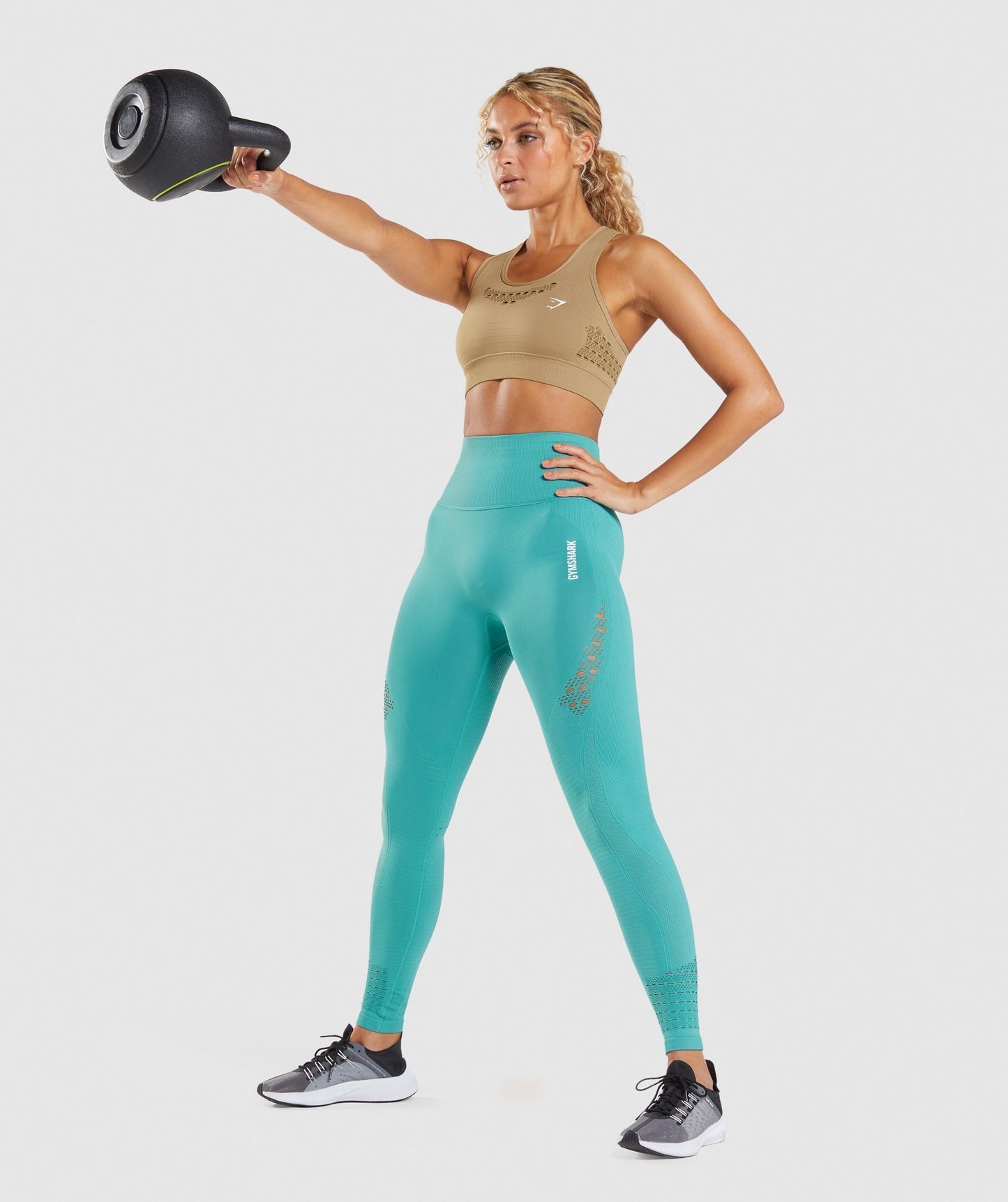 Gymshark Energy Seamless Sports Bra - Biscotti Brown