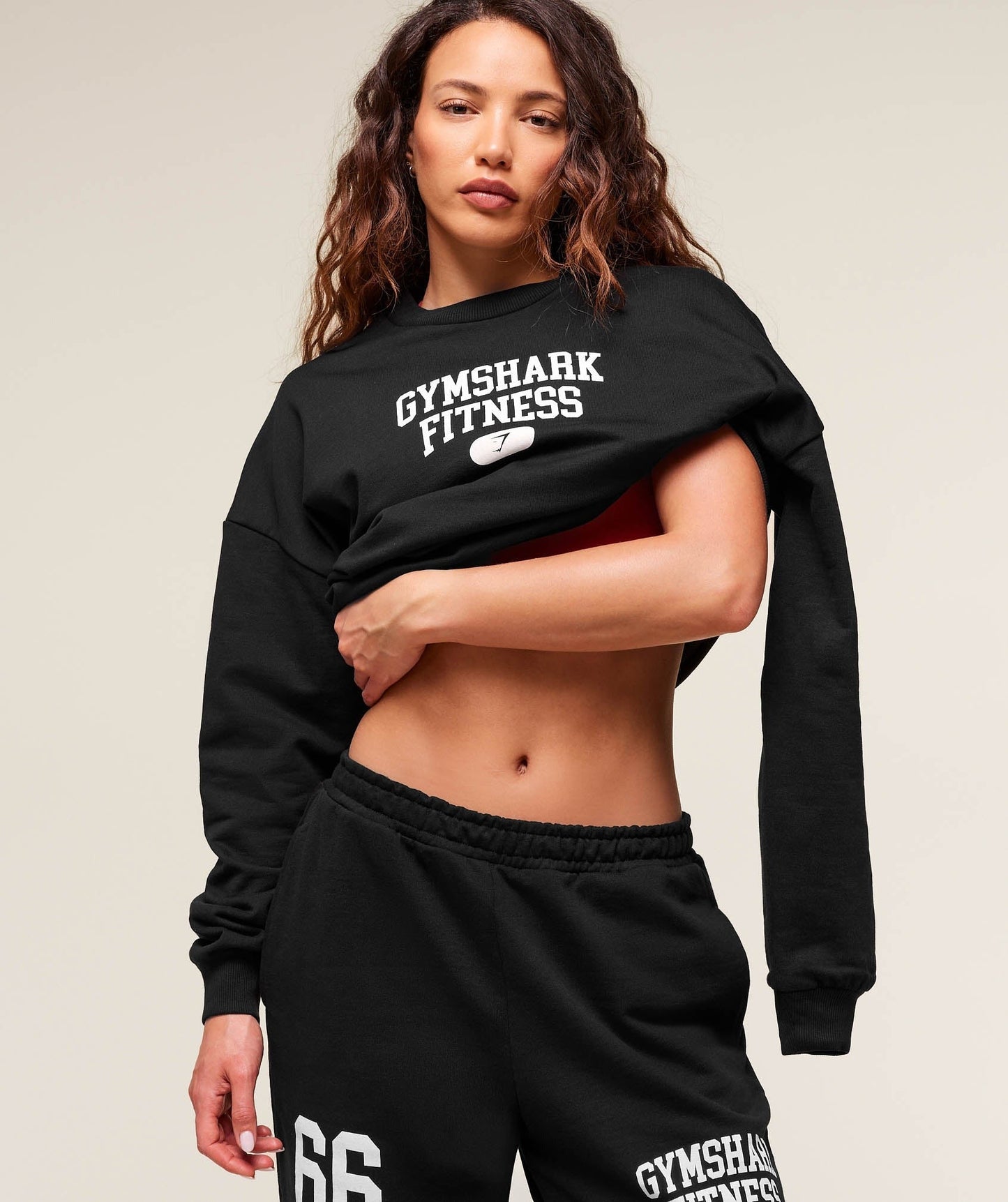 Gymshark Campus Graphic Pullover - Black