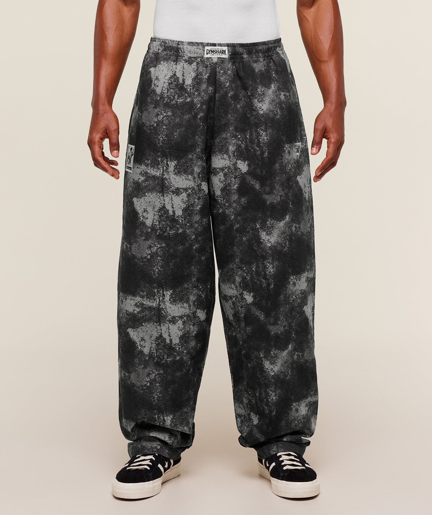 Gymshark Straight Leg Pumper Pants - Smokey Grey