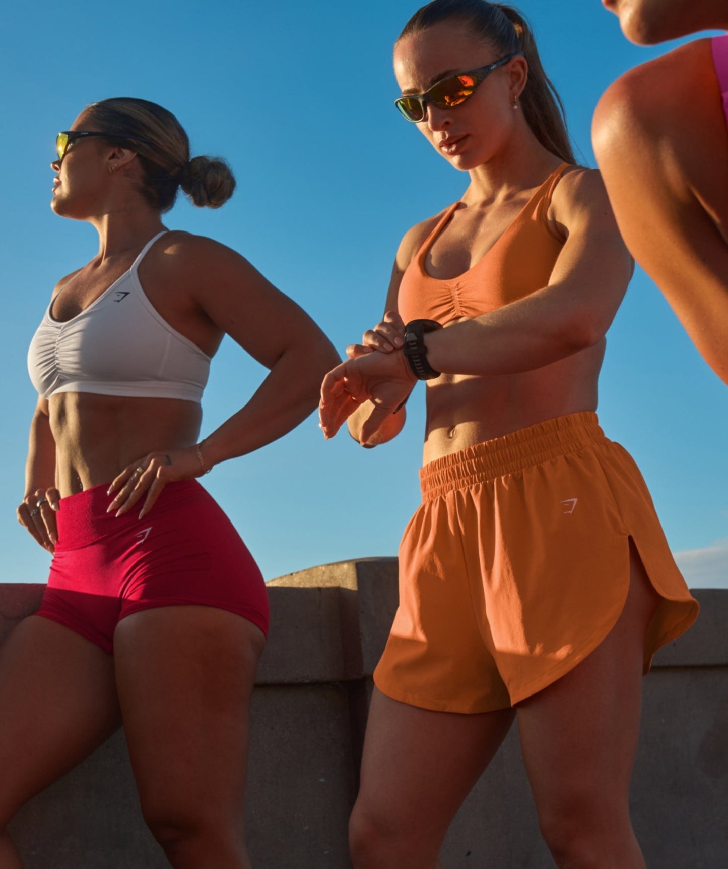 Gymshark Interval High Leg Shorts - Dayglow Peach