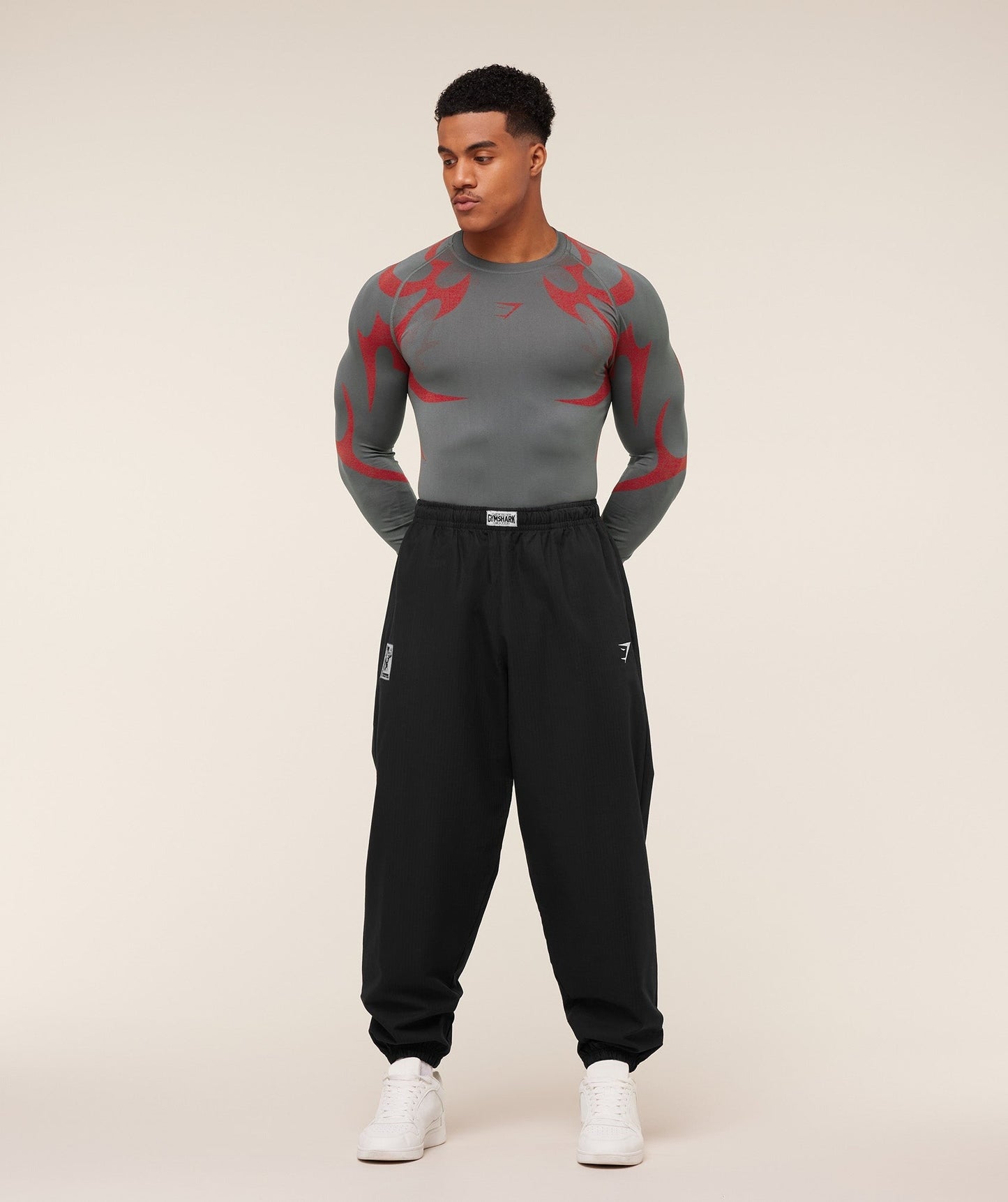 Gymshark Storm Seamless Long Sleeve T-Shirt - GS Dark Grey/GS Zesty Red