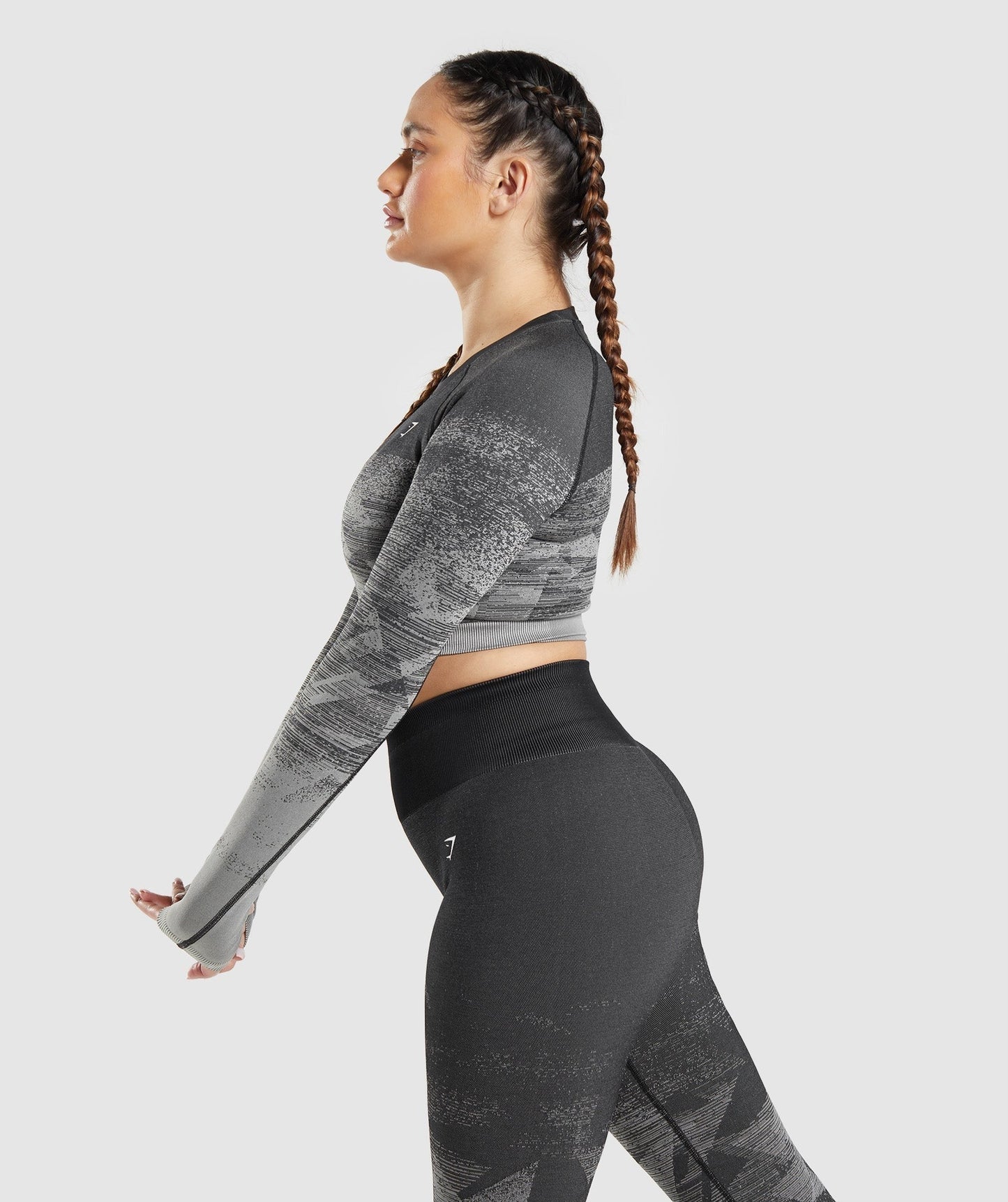 Gymshark Adapt Ombre Crop Top - Triangle | Black Print