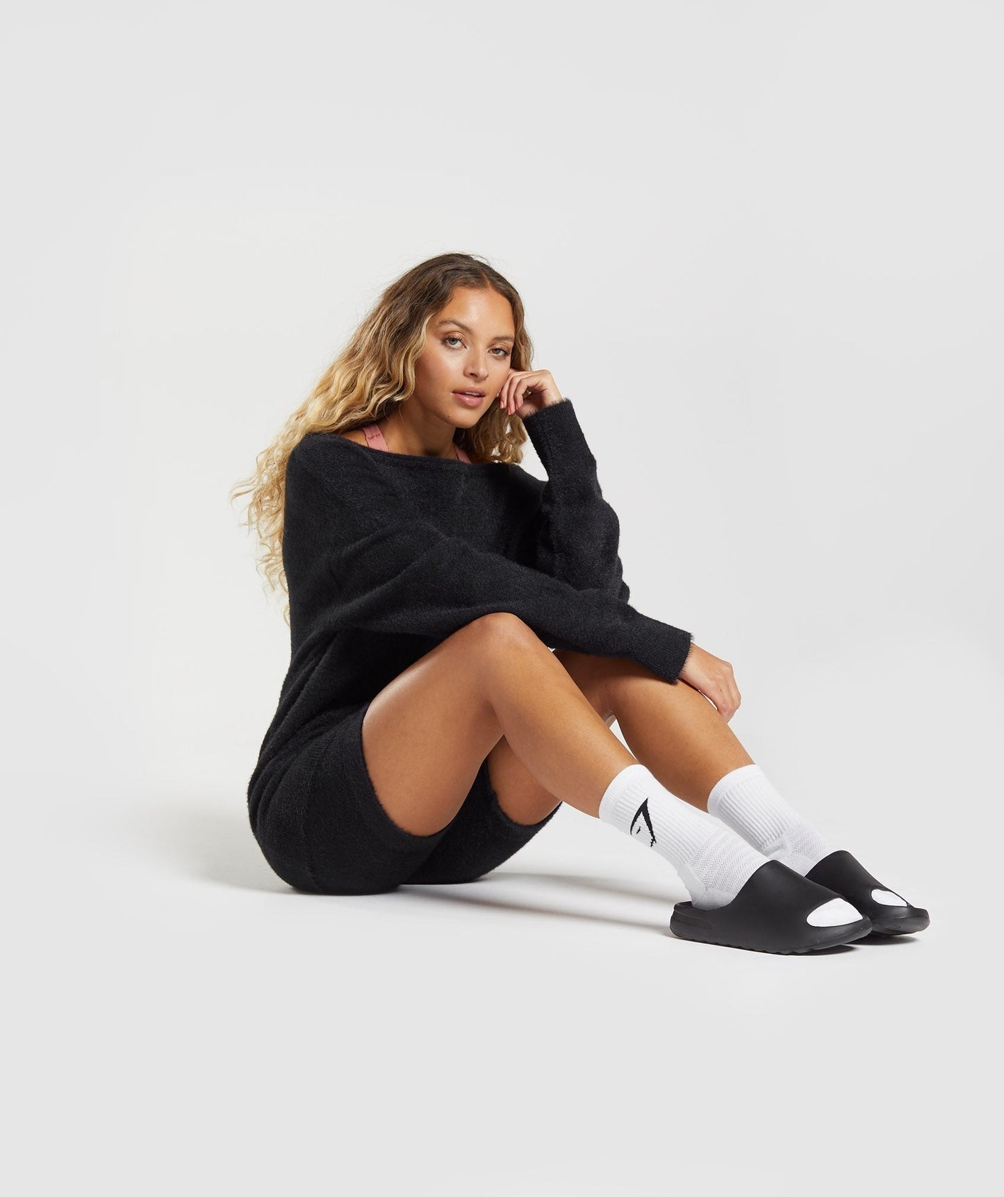 Gymshark Whitney Oversized Eyelash Knit Sweater - Black