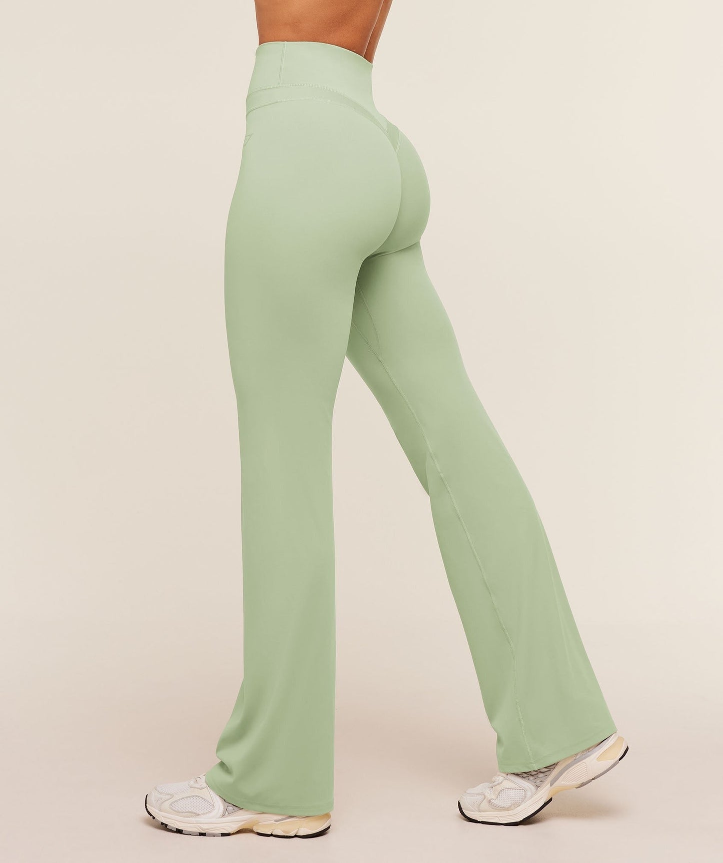 Gymshark Whitney Tall Flared Legging - Haze Green