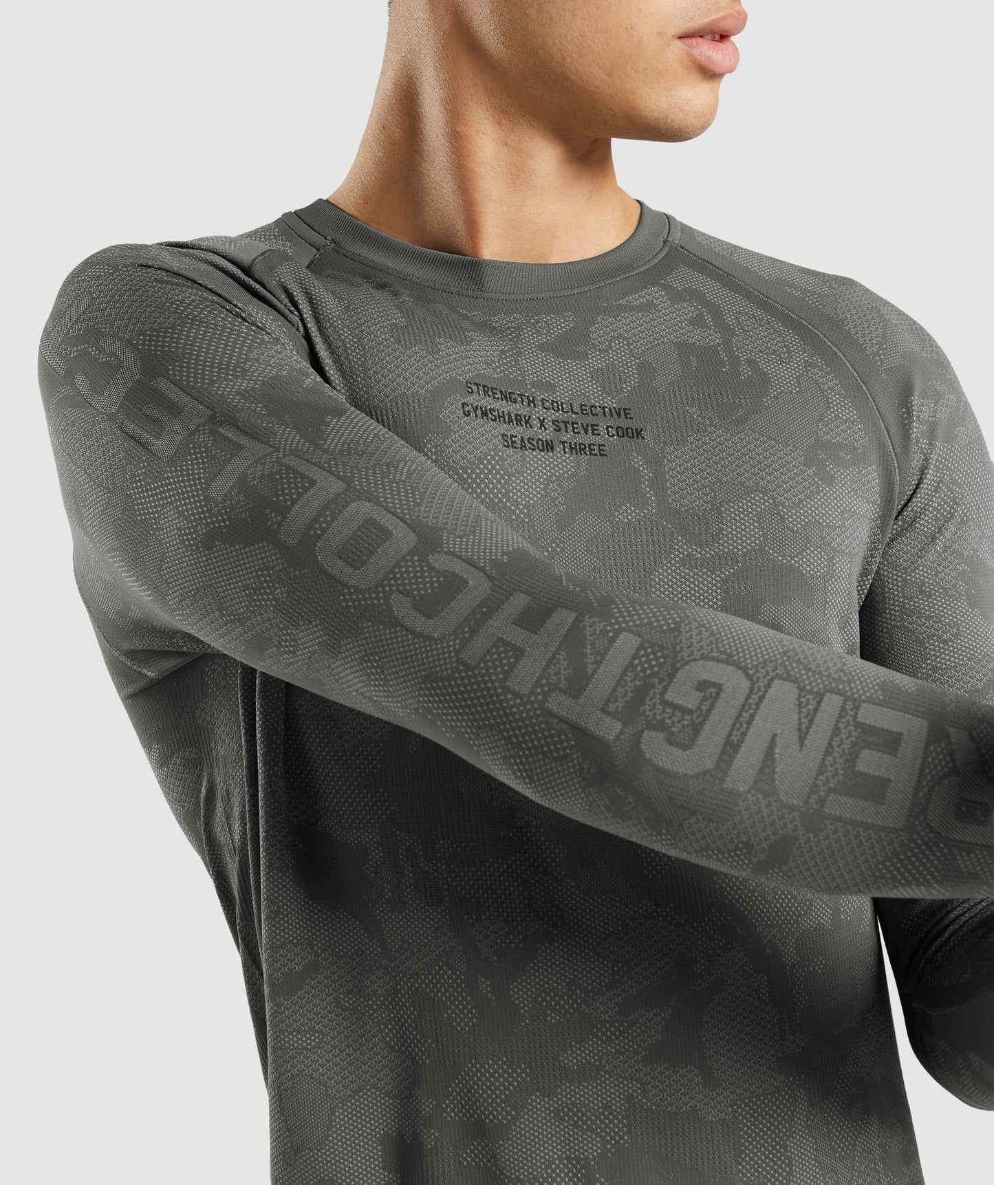 Gymshark //Steve Cook Long Sleeve Seamless T-Shirt - Charcoal Grey/Smokey Grey