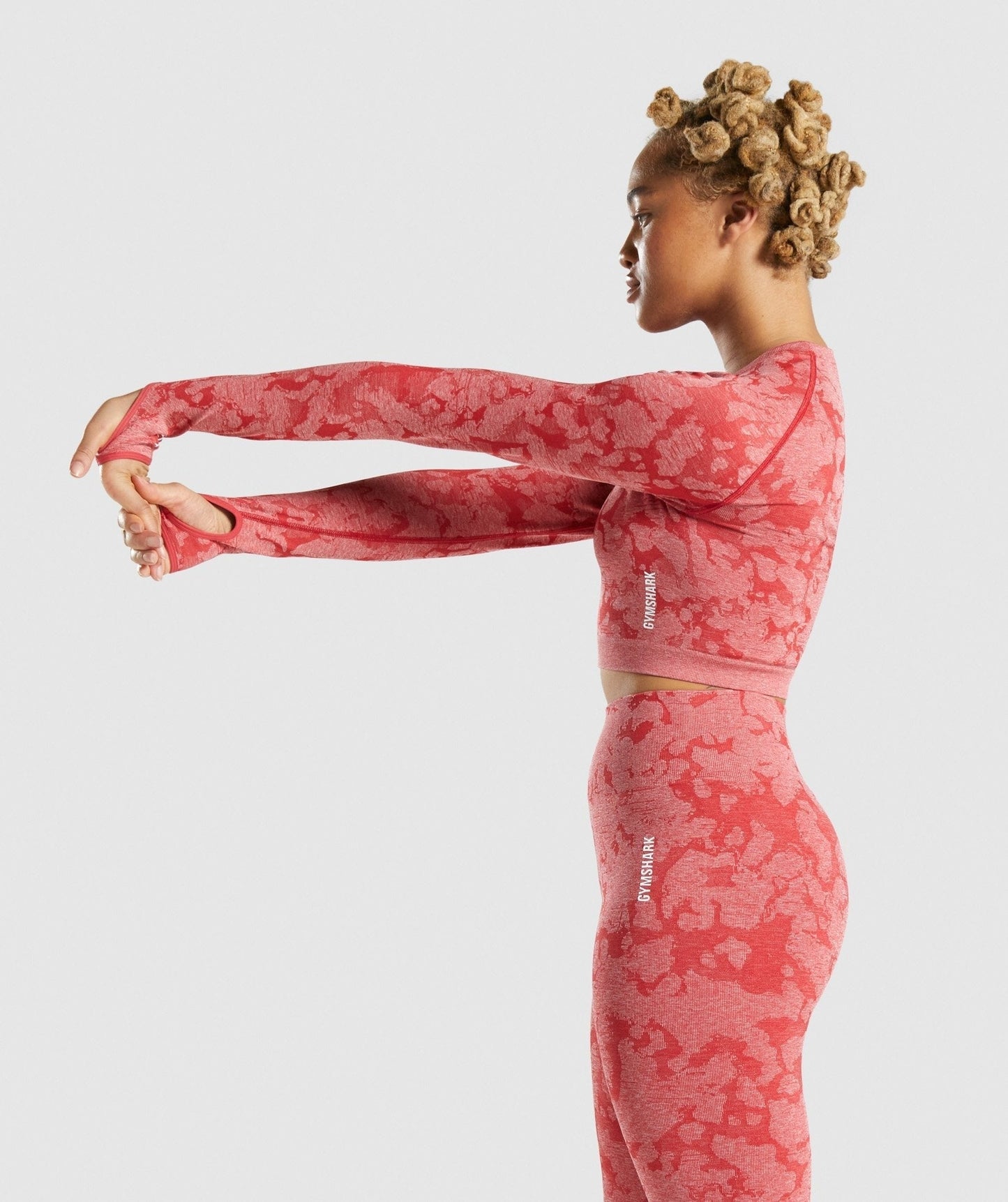 Gymshark Adapt Camo Seamless Long Sleeve Crop Top - Red