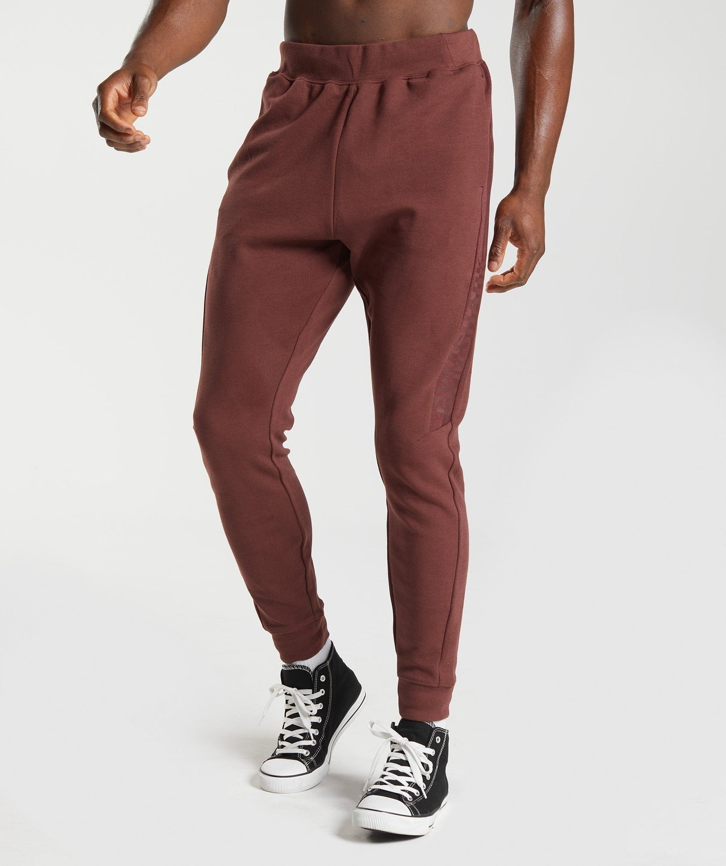 Gymshark Bold React Joggers - Cherry Brown