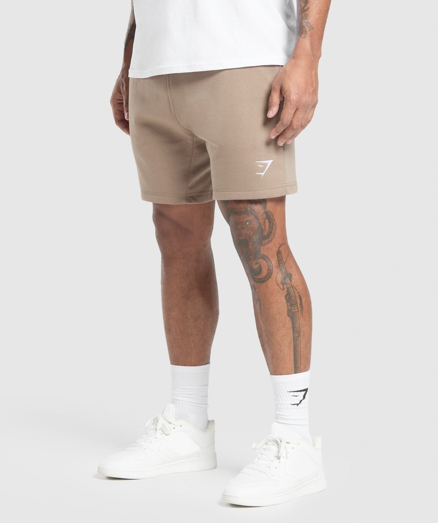 Gymshark Crest 7" Shorts - Lifestyle Brown