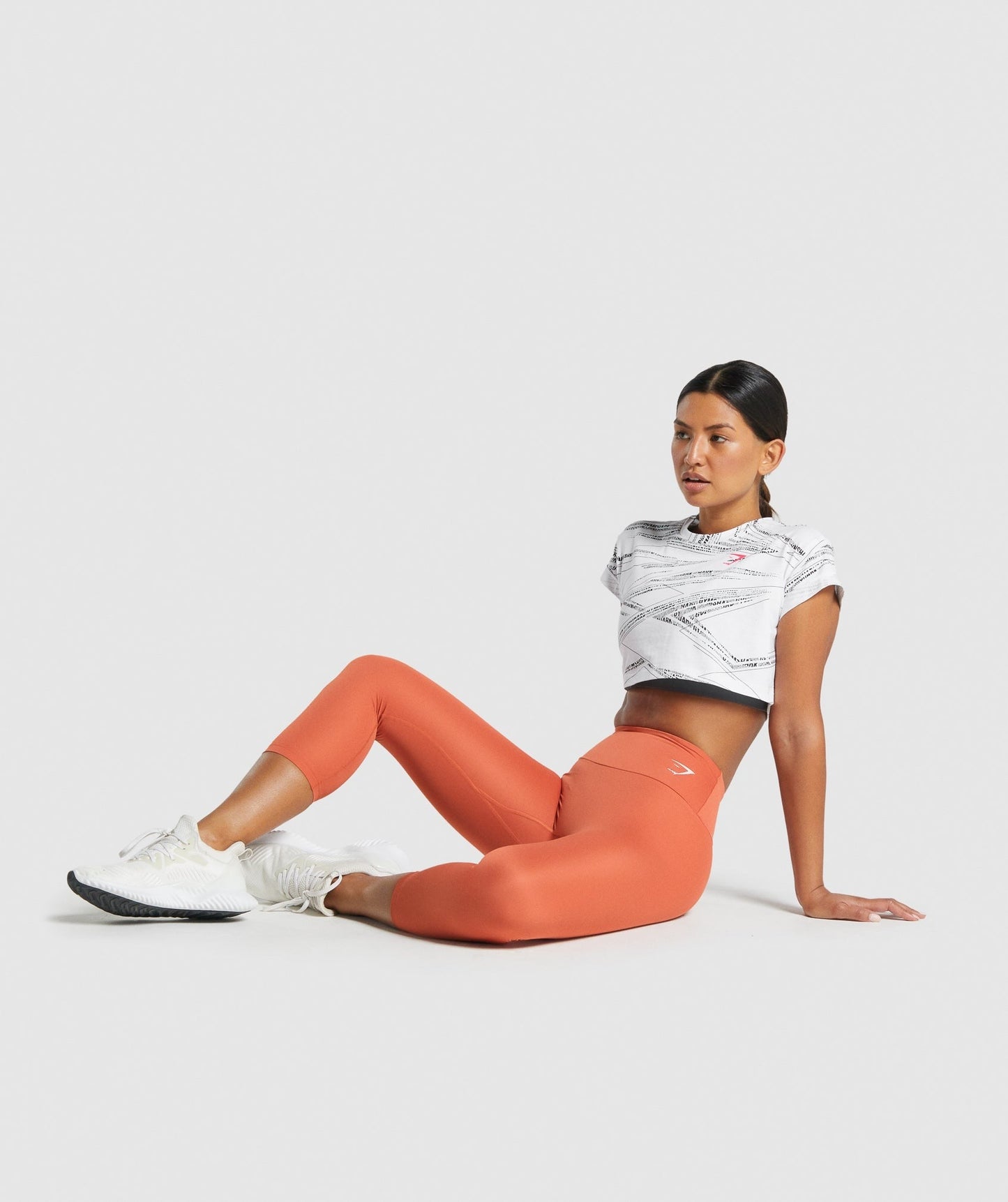 Gymshark Zone Graphic Crop Tee - White/Black