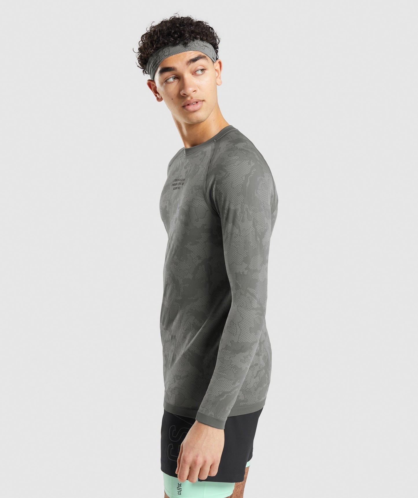 Gymshark //Steve Cook Long Sleeve Seamless T-Shirt - Charcoal Grey/Smokey Grey