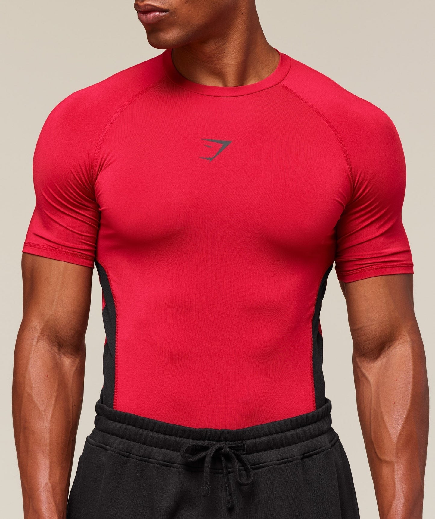 Gymshark Element Baselayer T-Shirt - Carmine Red/Black