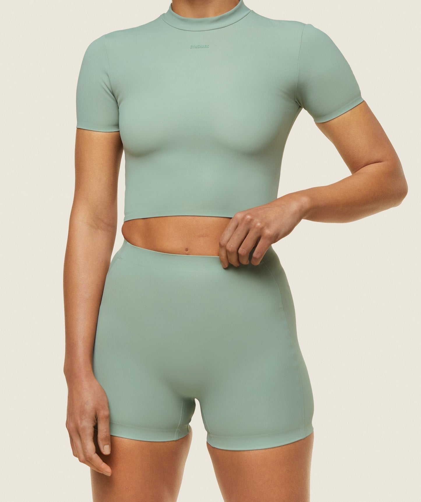 Gymshark everywear Cropped Active Tee - Dollar Green