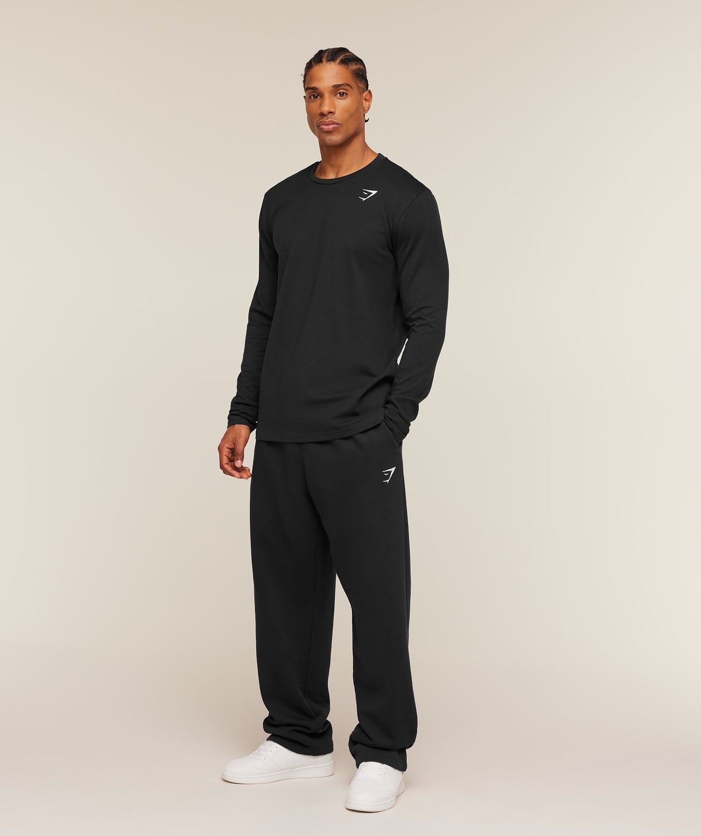 Gymshark Crest Long Sleeve T-Shirt - Black